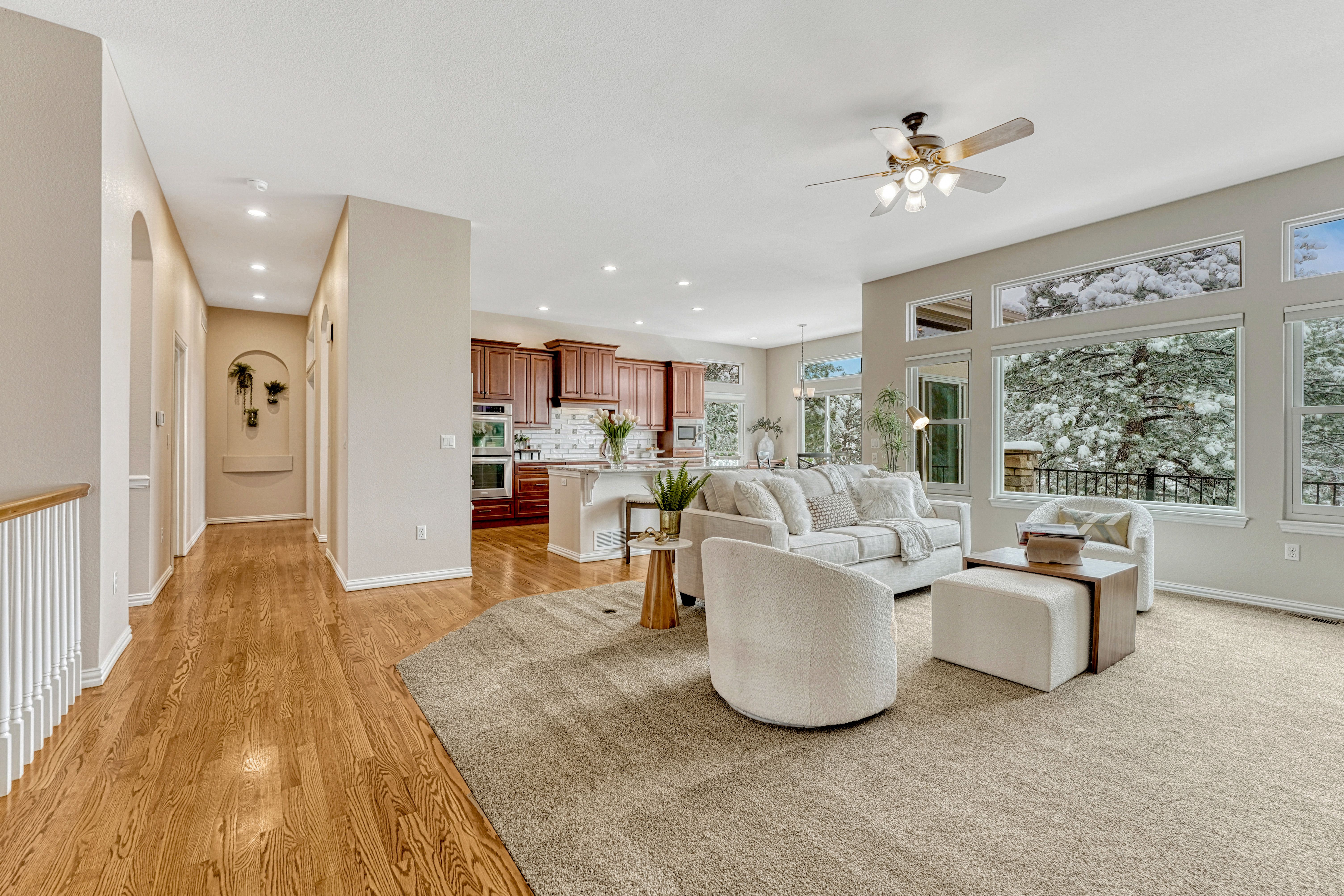  Forest Park Ranch Home with Golf Course Views - 物件實景