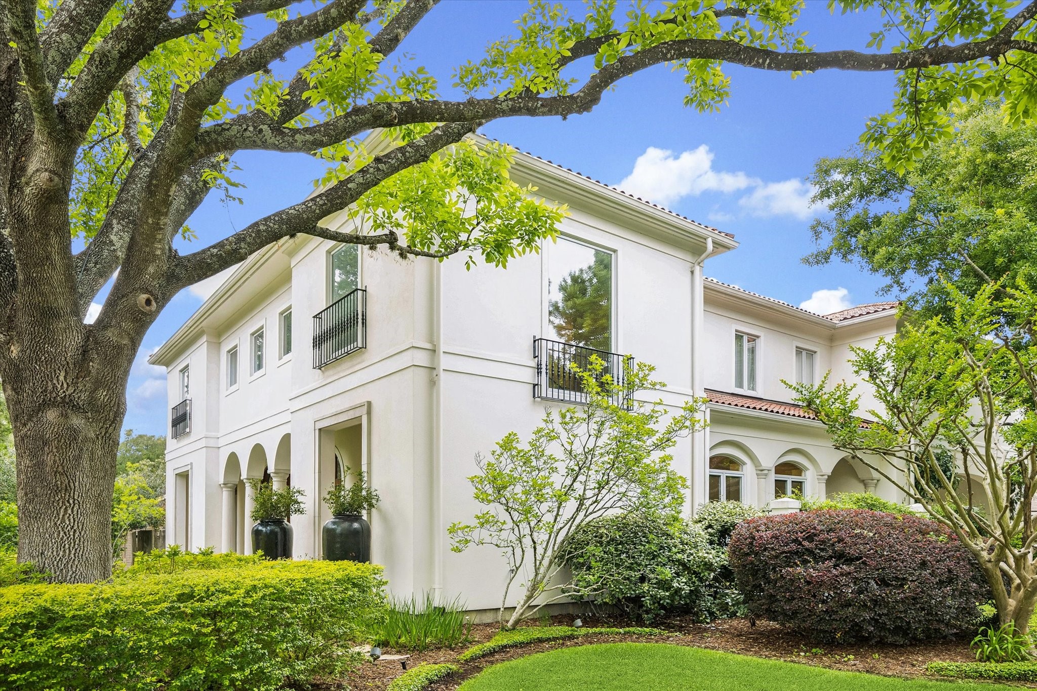  2102 Mcclendon Street - 物件實景