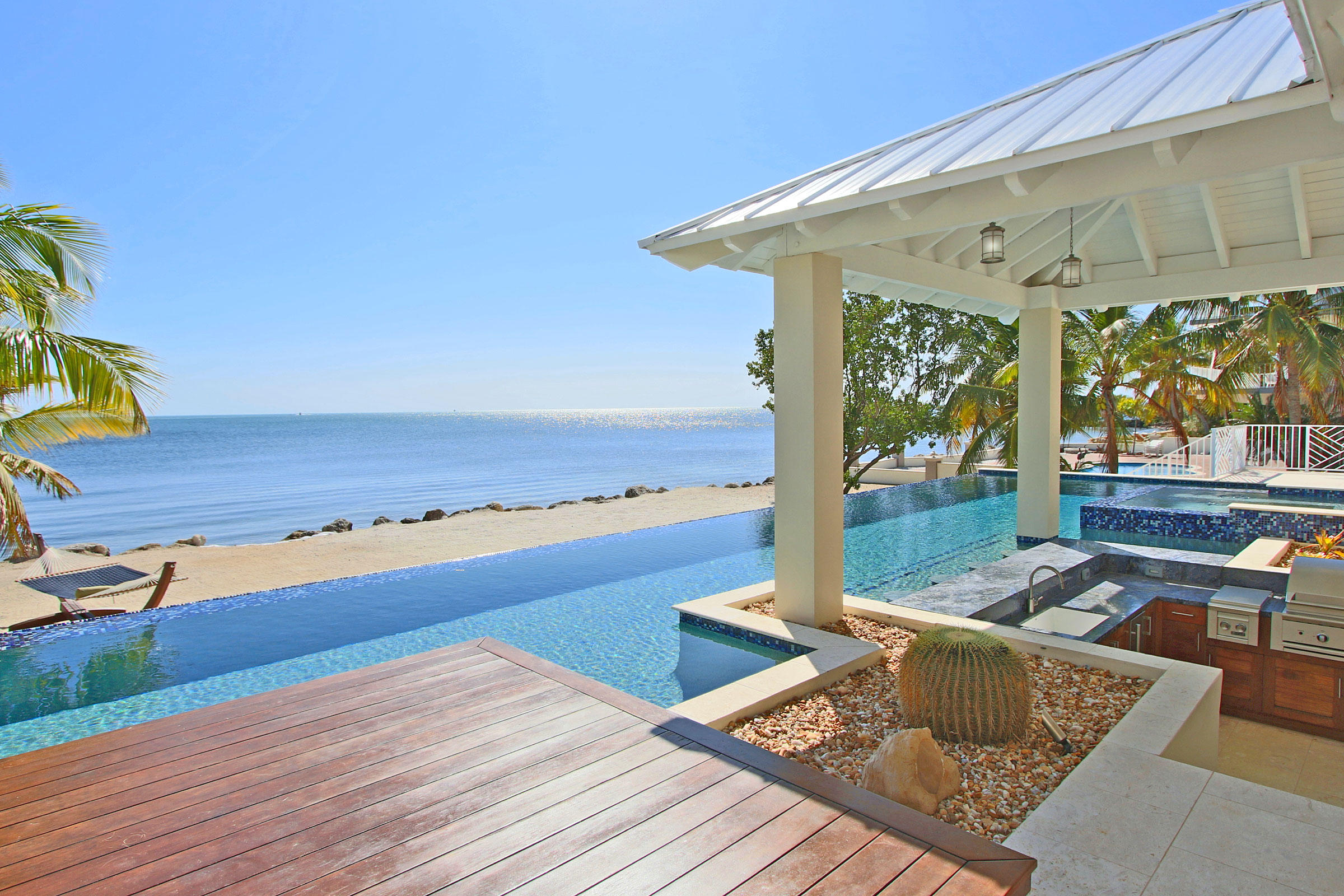 30 Ocean Front Drive, KEY LARGO, Florida, 33037, United States, 4 Bedrooms Bedrooms, ,4 BathroomsBathrooms,Residential,For Sale,30 Ocean Front Drive,1675367
