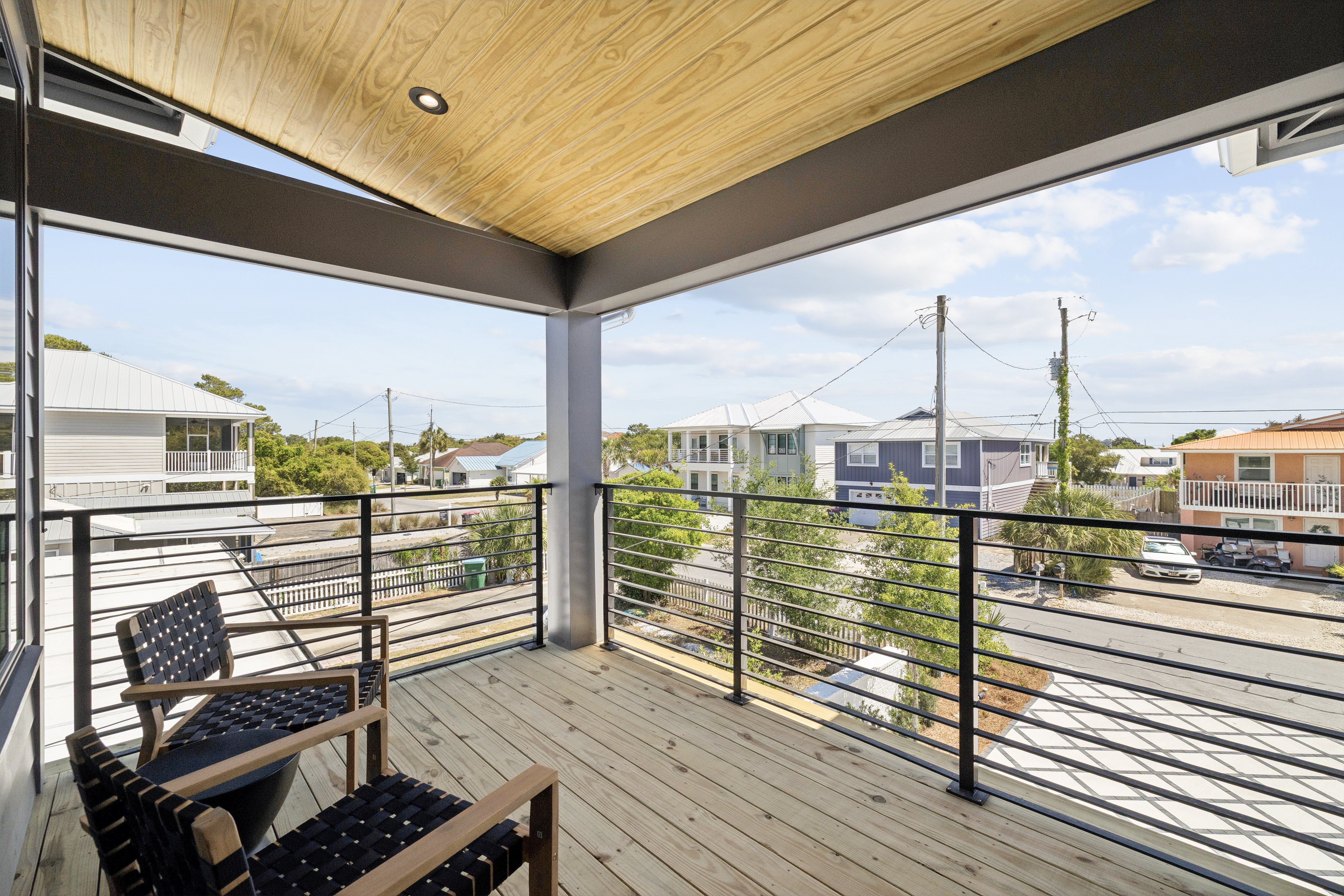  New Construction With Outdoor Oasis A Short Stroll To The Beach - 物件實景