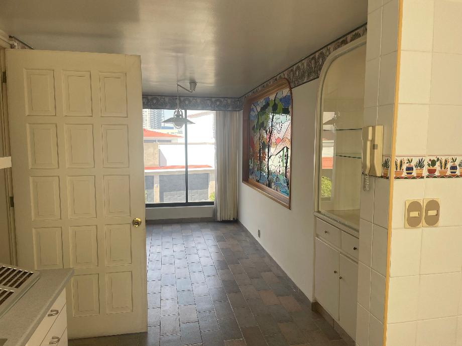 Tlalpan, Ciudad de México, 14210, Mexico, 4 Bedrooms Bedrooms, ,5 BathroomsBathrooms,Residential,For Sale,1723269