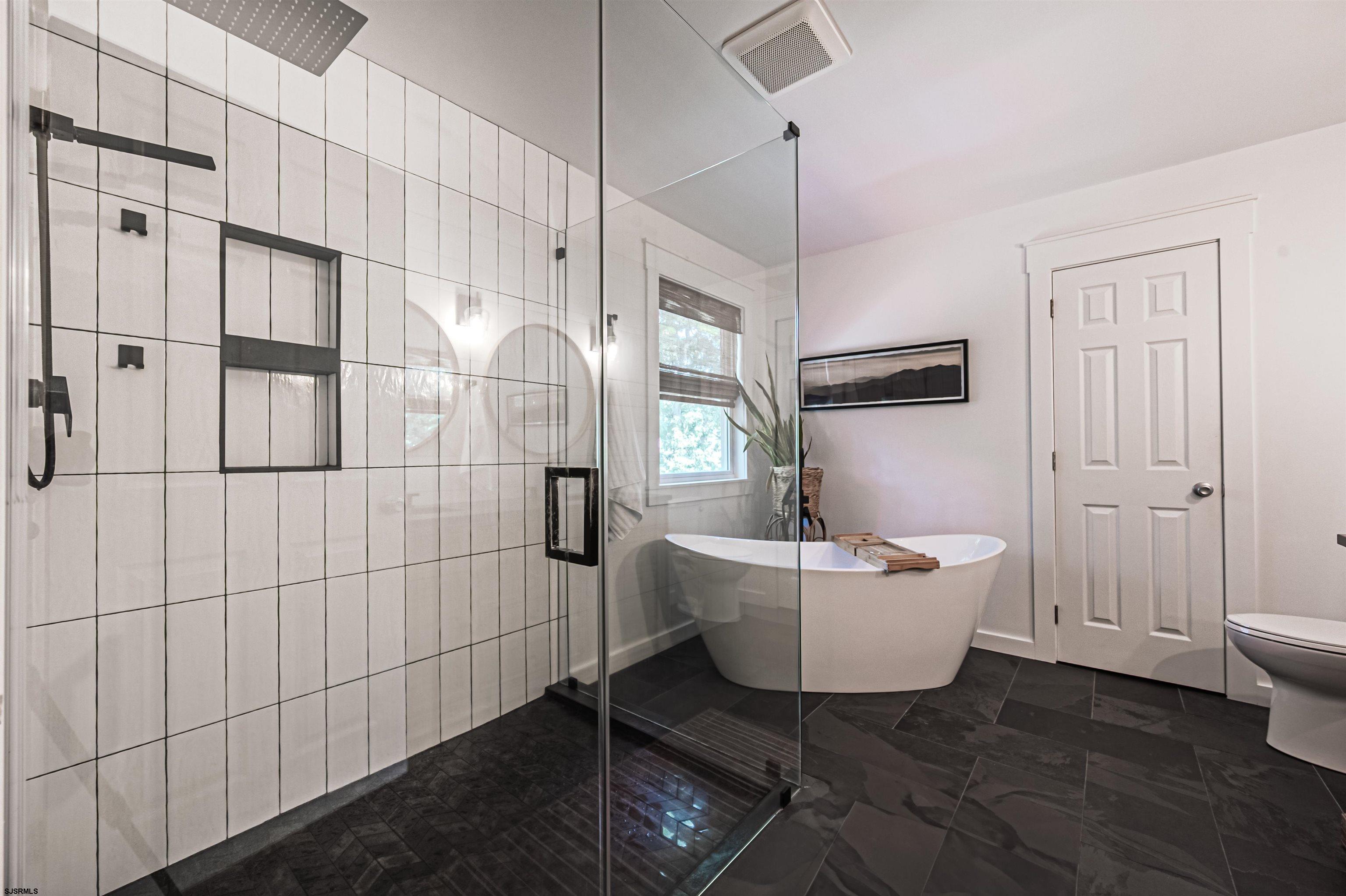 Egg Harbor Township, New Jersey, 08234, United States, 4 Bedrooms Bedrooms, ,3 BathroomsBathrooms,Residential,For Sale,1942691