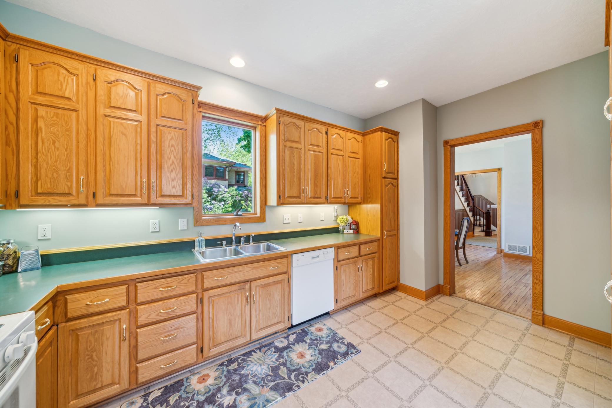 Stillwater, Minnesota, 55082, United States, 4 Bedrooms Bedrooms, ,1 BathroomBathrooms,Residential,For Sale,1848703