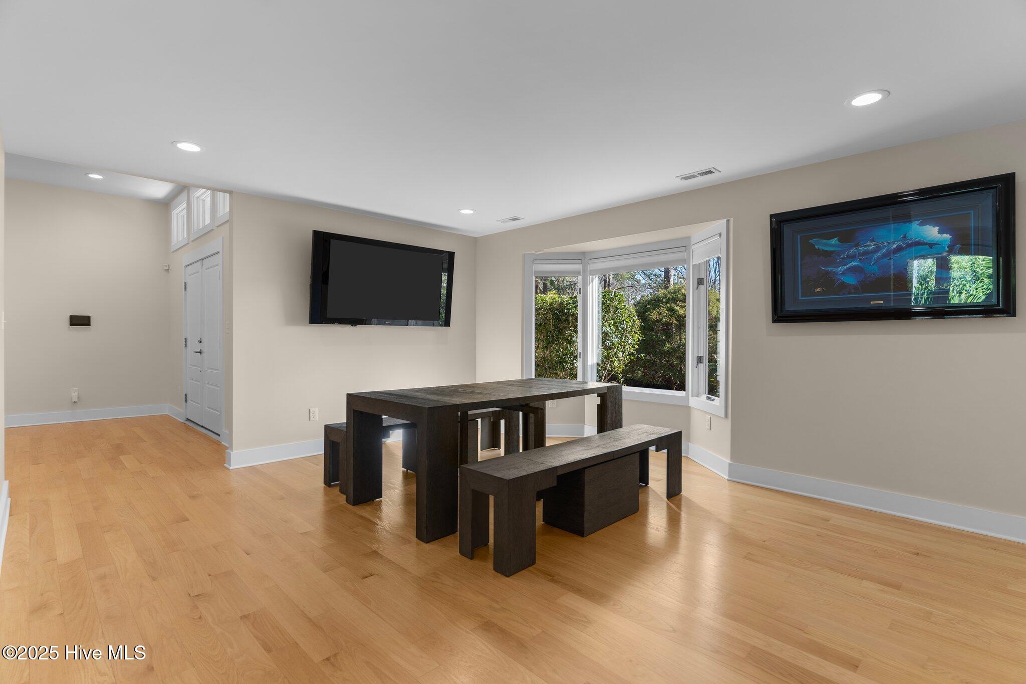 Hampstead, North Carolina, 28443, United States, 3 Bedrooms Bedrooms, ,4 BathroomsBathrooms,Residential,For Sale,1810600