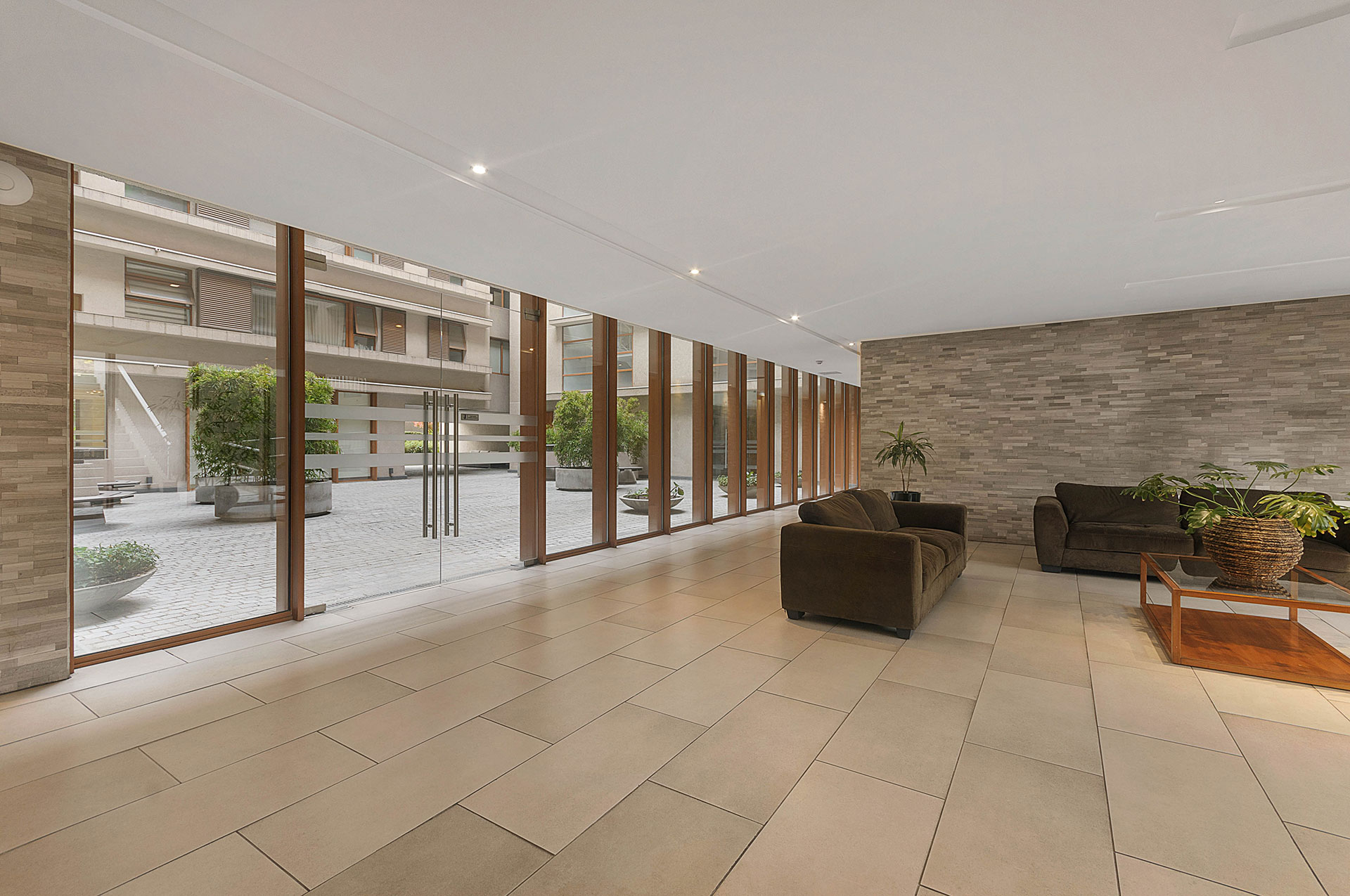  Spectacular apartment with private garden - 物件實景