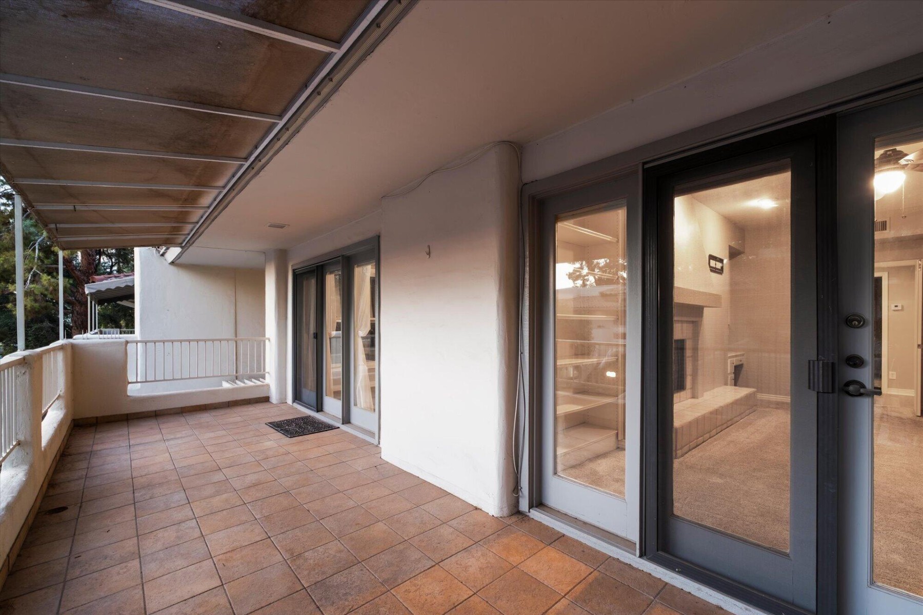  5200 S Lakeshore Drive  Tempe, AZ - 物件實景