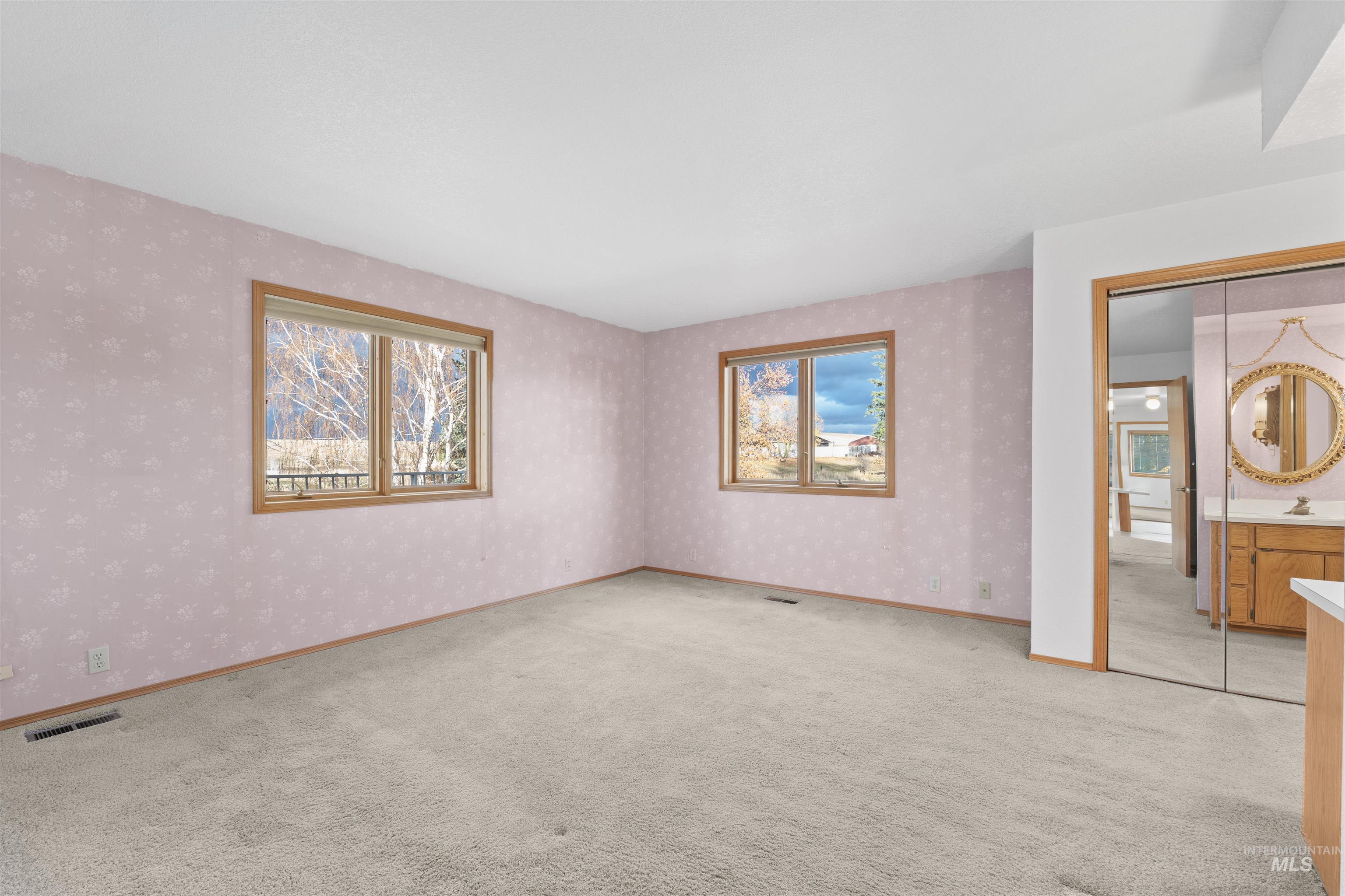 805 Broadway Street, Colton, Washington, 99113, United States, 3 Bedrooms Bedrooms, ,Residential,For Sale,805 Broadway Street,1653111