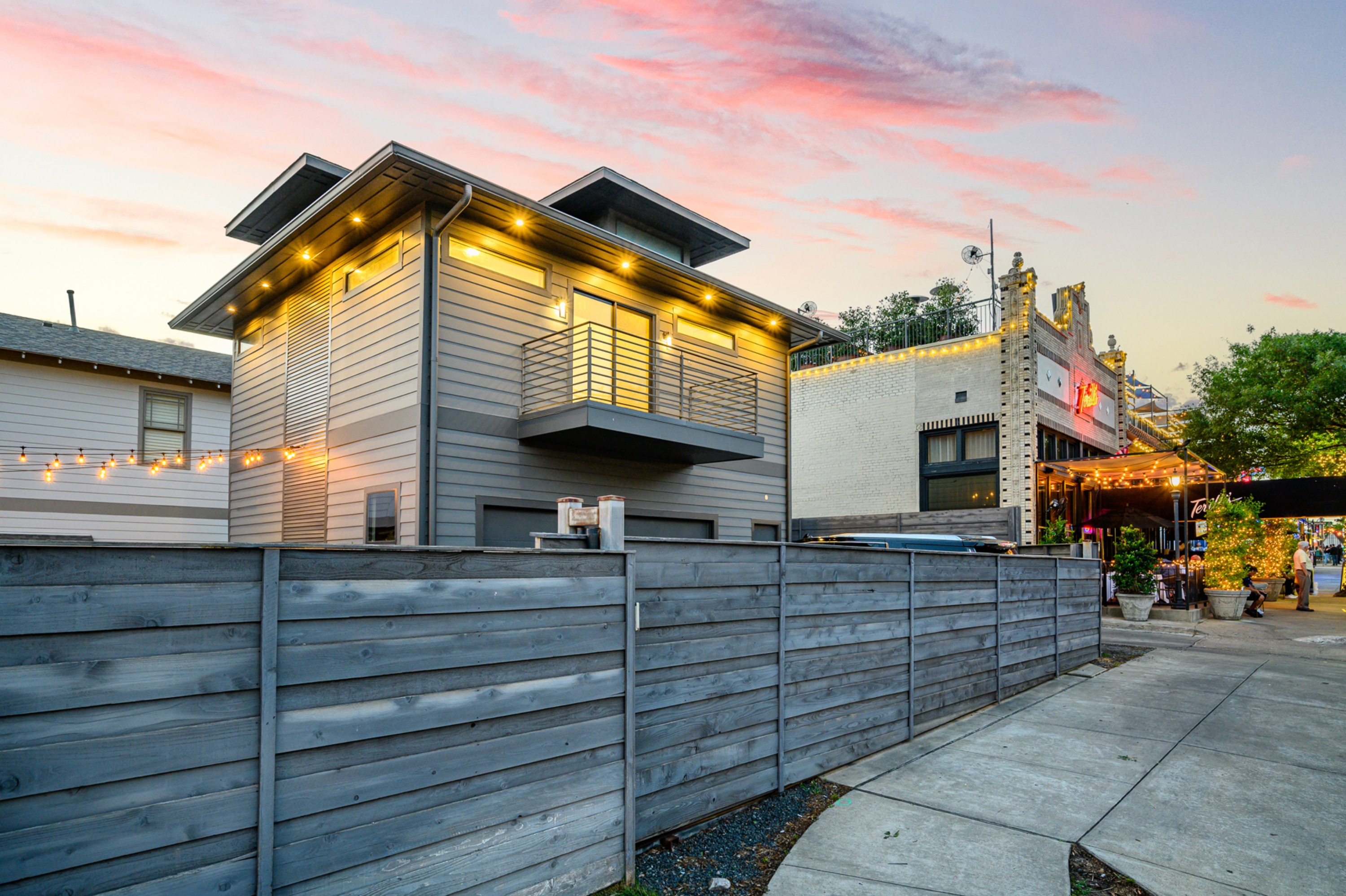  Resort-Style Living in Lower Greenville - 物件實景