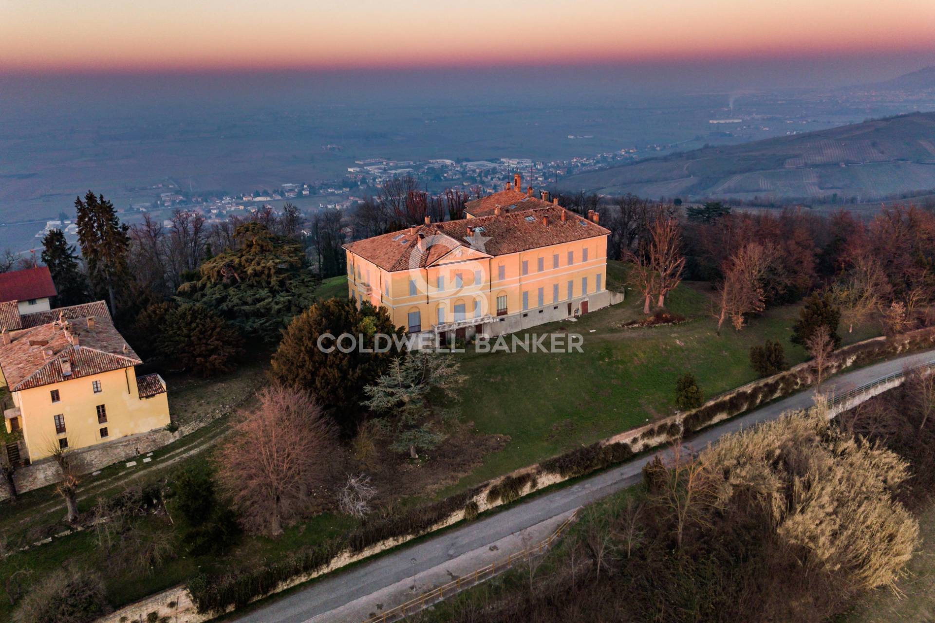 Santa Giuletta, Pavia, 27046, IT, 24 Bedrooms Bedrooms, ,32 BathroomsBathrooms,Residential,For Sale,1927281