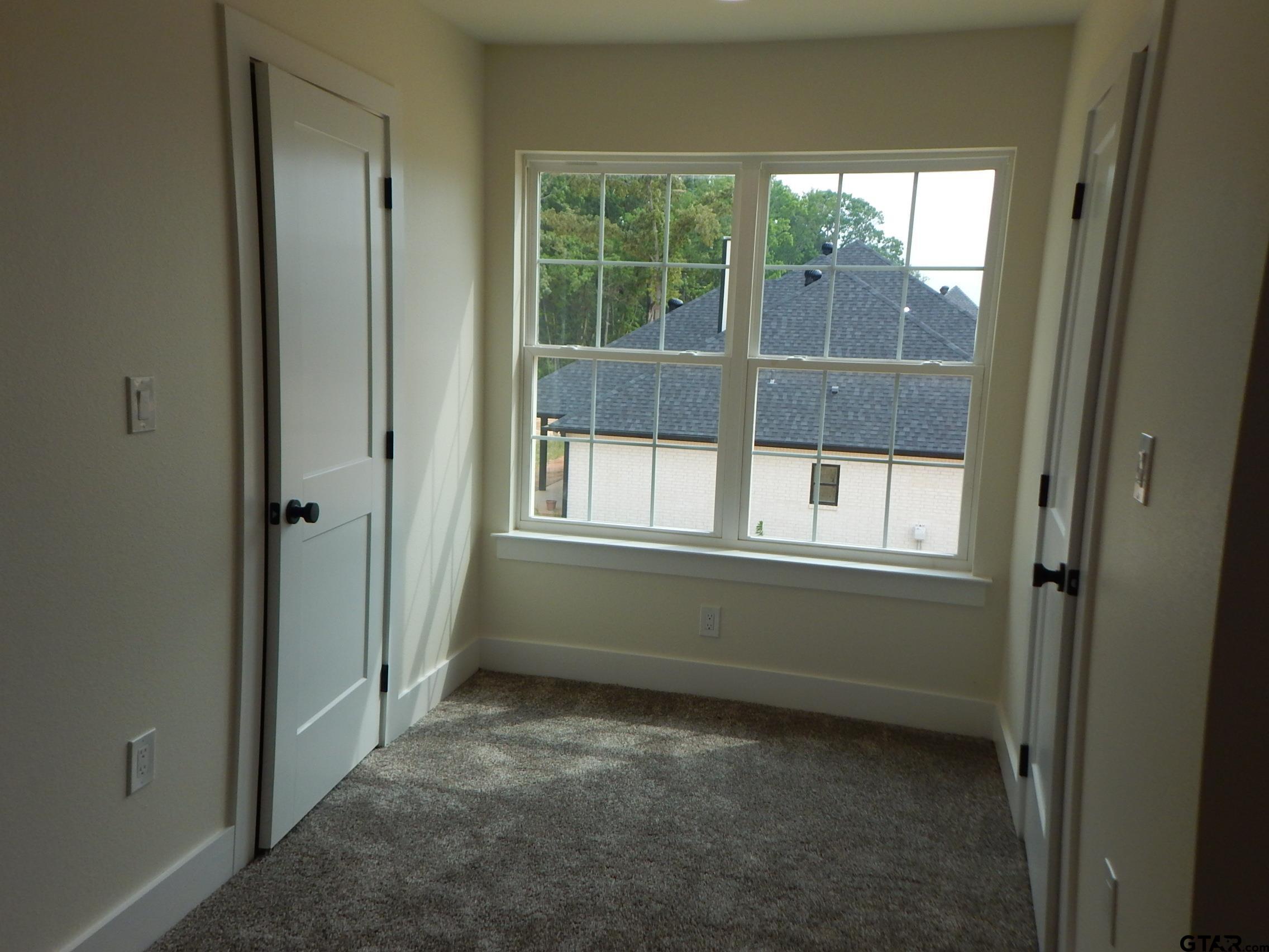 Gilmer, Texas, 75645, United States, 5 Bedrooms Bedrooms, ,3 BathroomsBathrooms,Residential,For Sale,1759847