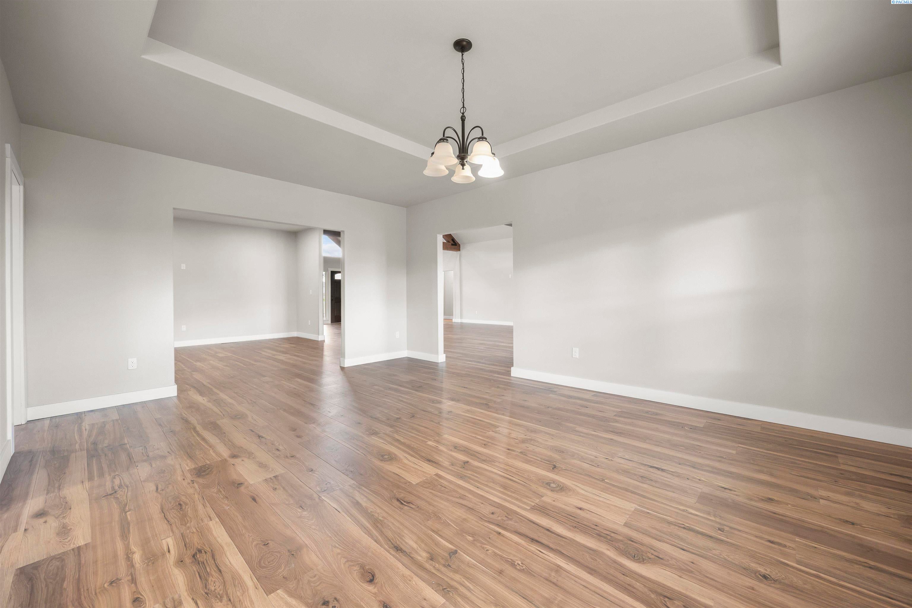 Prosser, Washington, 99350, United States, 3 Bedrooms Bedrooms, ,2 BathroomsBathrooms,Residential,For Sale,2027439