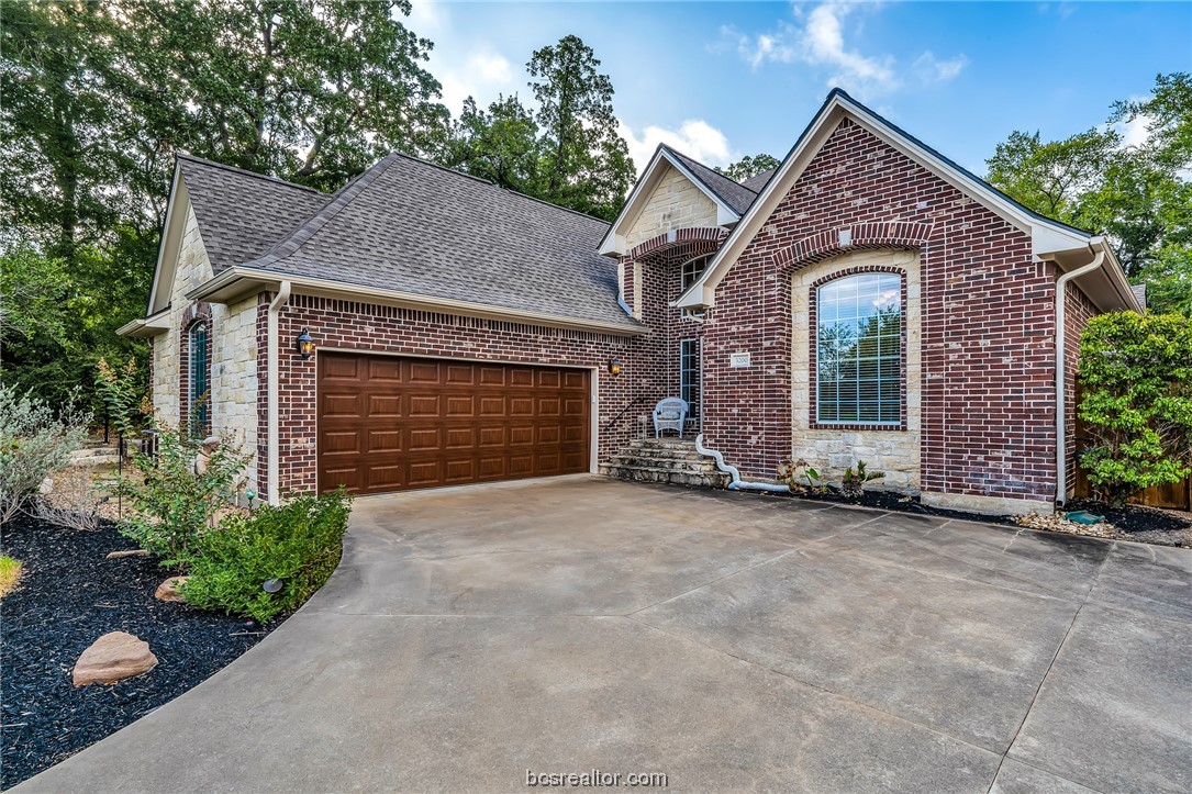3200 Walnut Creek Court, Bryan, Texas, 77807, United States, 2 Bedrooms Bedrooms, ,3 BathroomsBathrooms,Residential,For Sale,3200 Walnut Creek Court,1663308