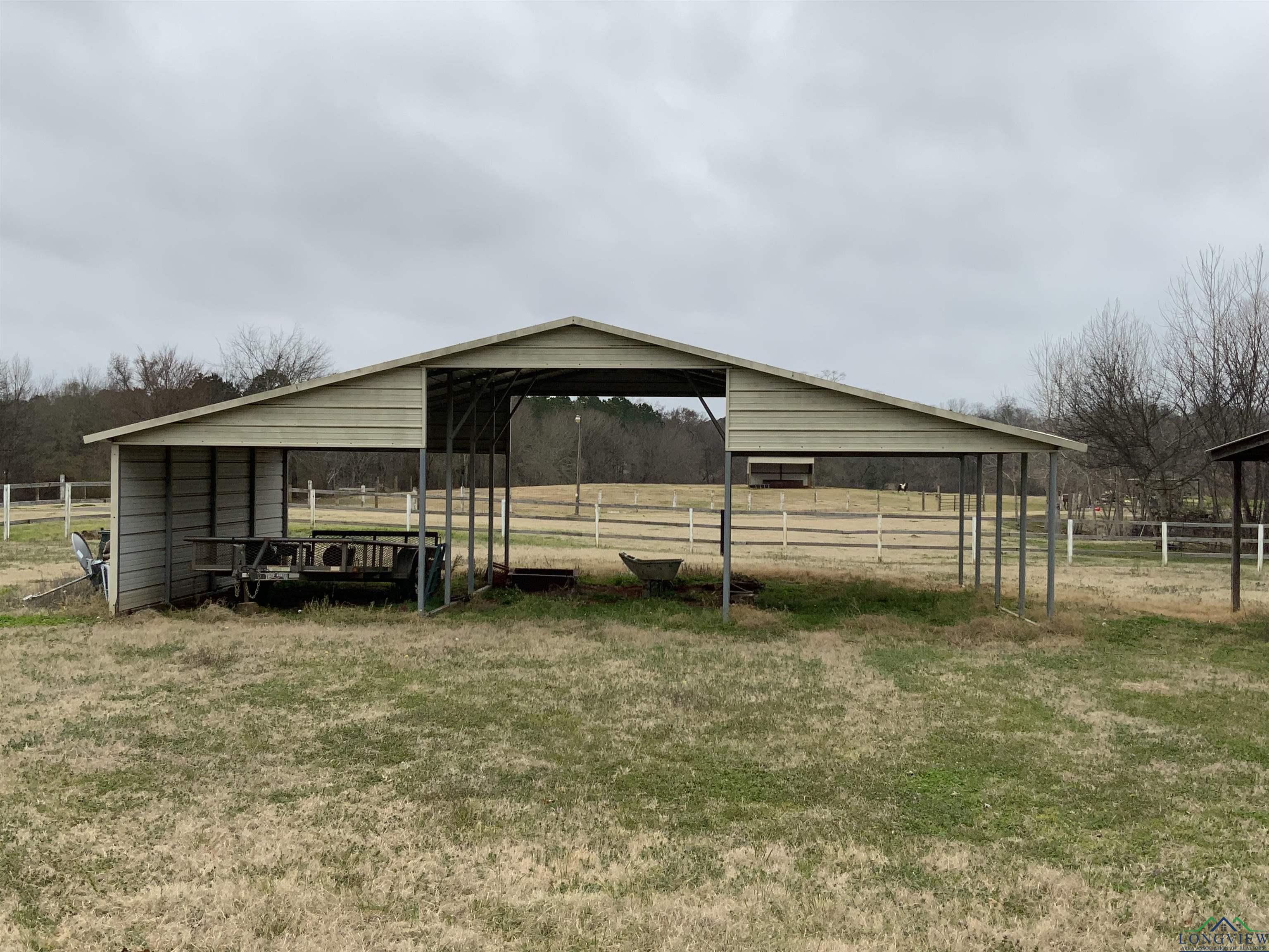 Nacogdoches, Texas, 75964, United States, 4 Bedrooms Bedrooms, ,4 BathroomsBathrooms,Residential,For Sale,1708652