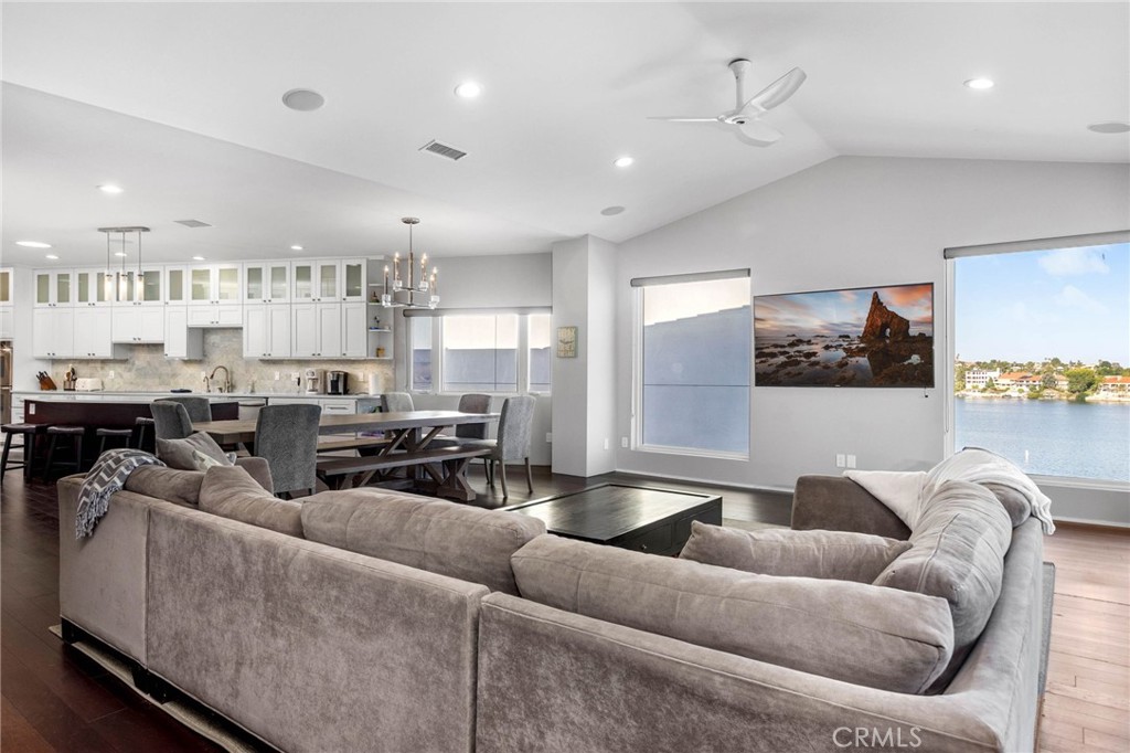 Canyon Lake, California, 92587, United States, 6 Bedrooms Bedrooms, ,5 BathroomsBathrooms,Residential,For Sale,1975311