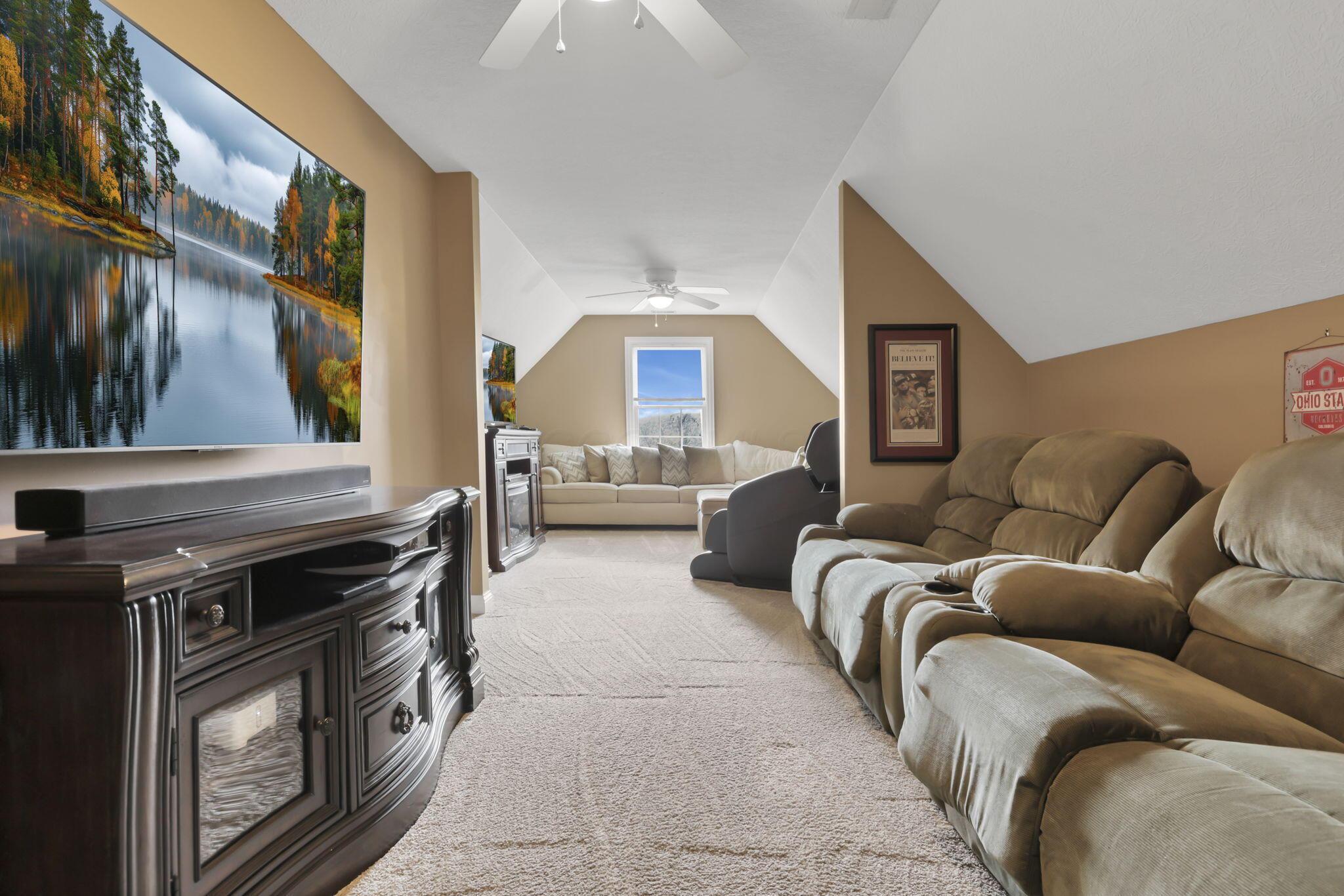 Delaware, Ohio, 43015, United States, 4 Bedrooms Bedrooms, ,4 BathroomsBathrooms,Residential,For Sale,1987027