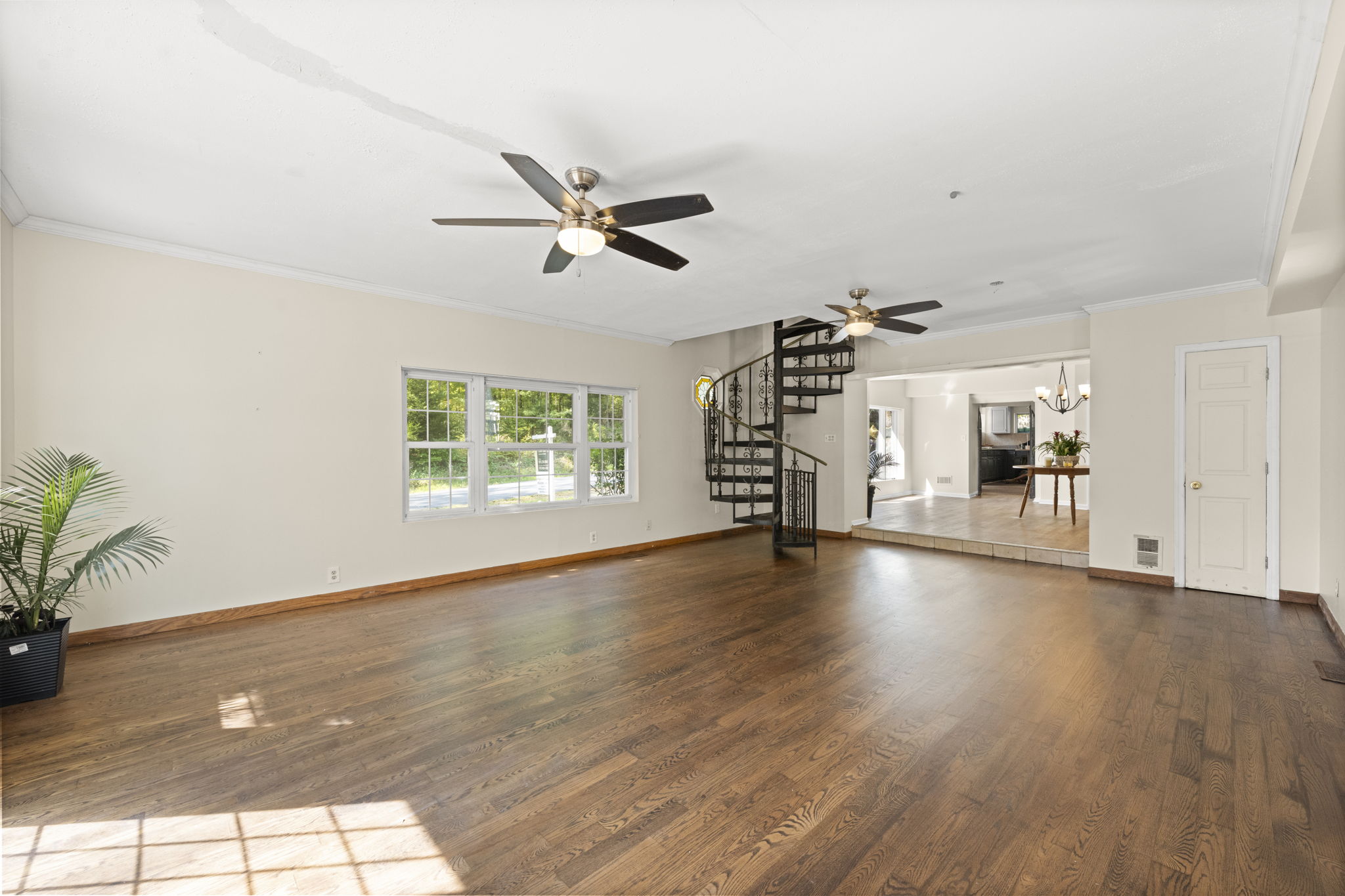 Rockaway Twp., New Jersey, 07849, United States, 9 Bedrooms Bedrooms, ,4 BathroomsBathrooms,Residential,For Sale,1976781