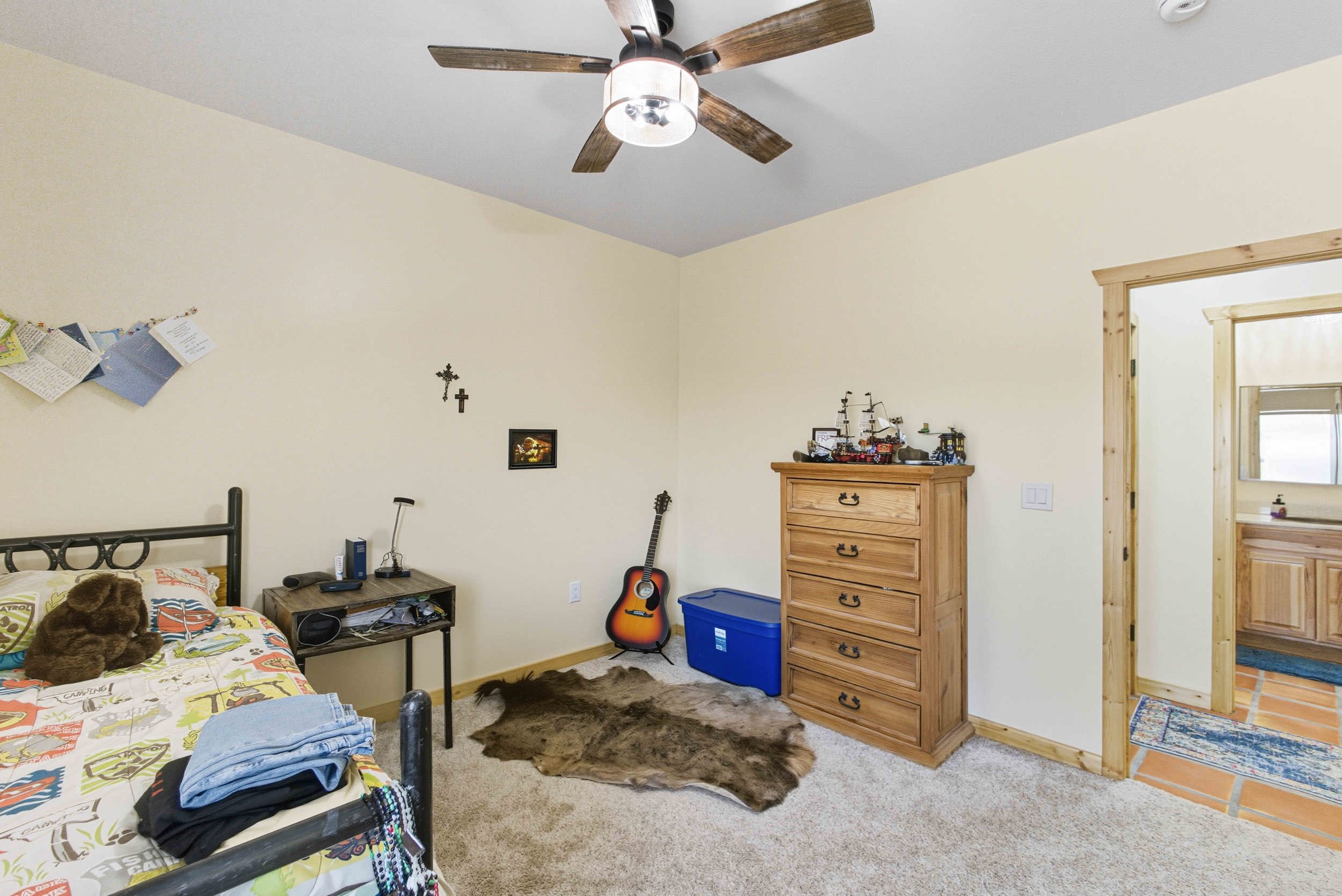 Veguita, New Mexico, 87062, United States, 4 Bedrooms Bedrooms, ,2 BathroomsBathrooms,Residential,For Sale,1974497