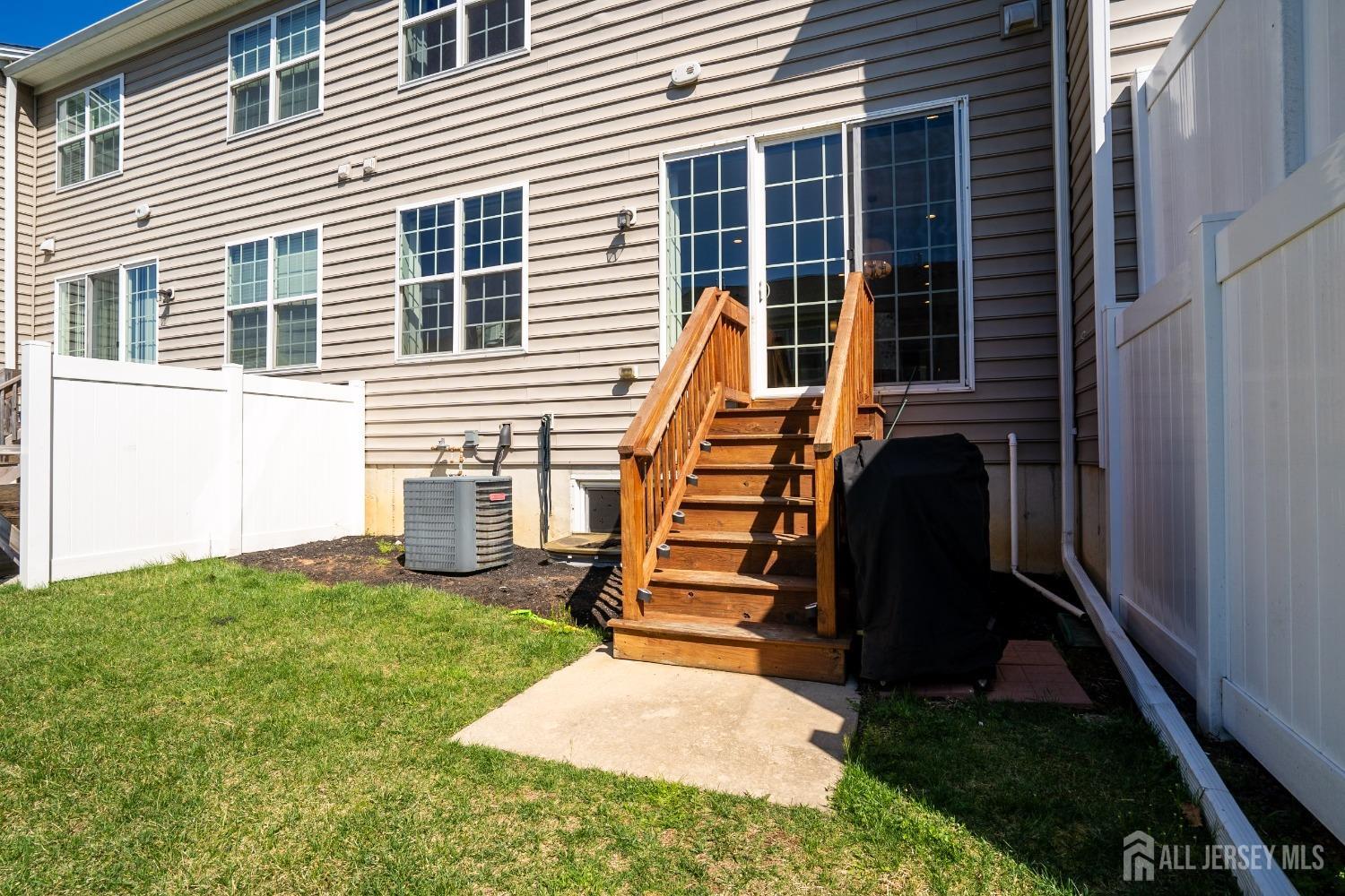 Monroe, New Jersey, 08831, United States, 3 Bedrooms Bedrooms, ,3 BathroomsBathrooms,Residential,For Sale,1915247