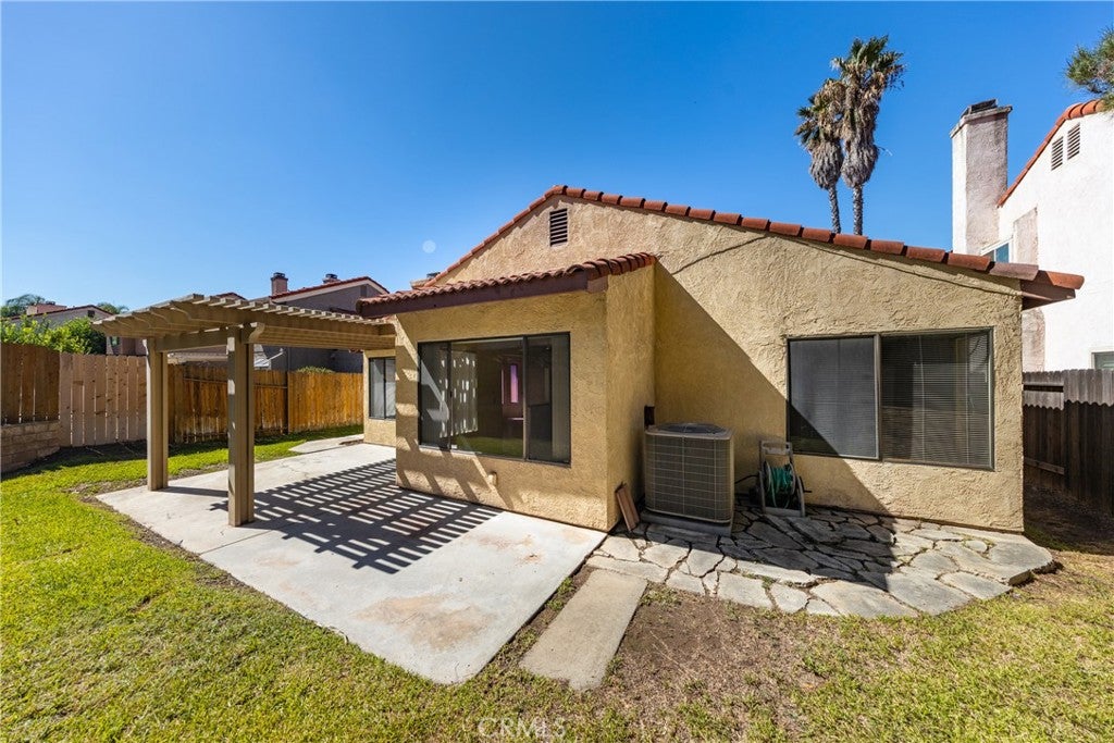 Redlands, California, 92374, United States, 3 Bedrooms Bedrooms, ,2 BathroomsBathrooms,Residential,For Sale,1975429