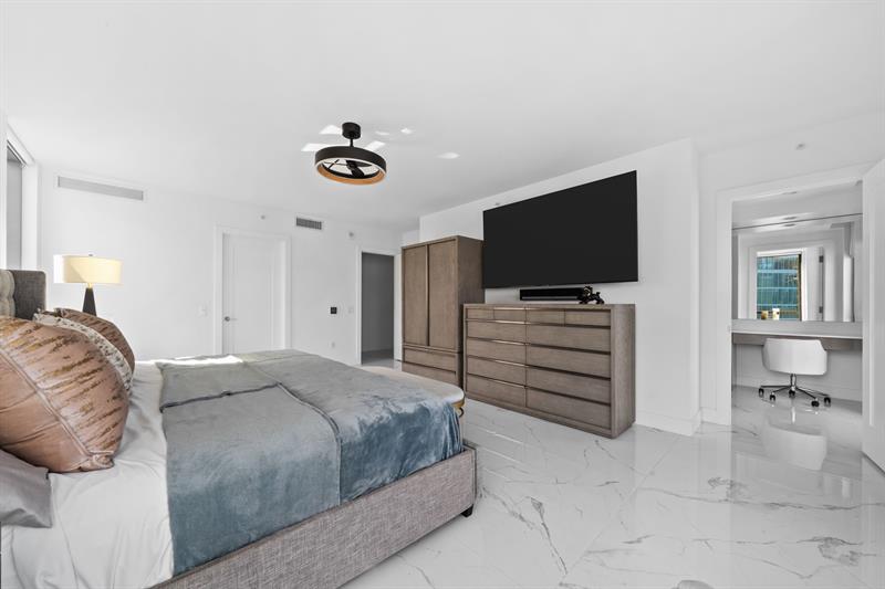 Fort Lauderdale, Florida, 33301, United States, 4 Bedrooms Bedrooms, ,5 BathroomsBathrooms,Residential,For Sale,1987961