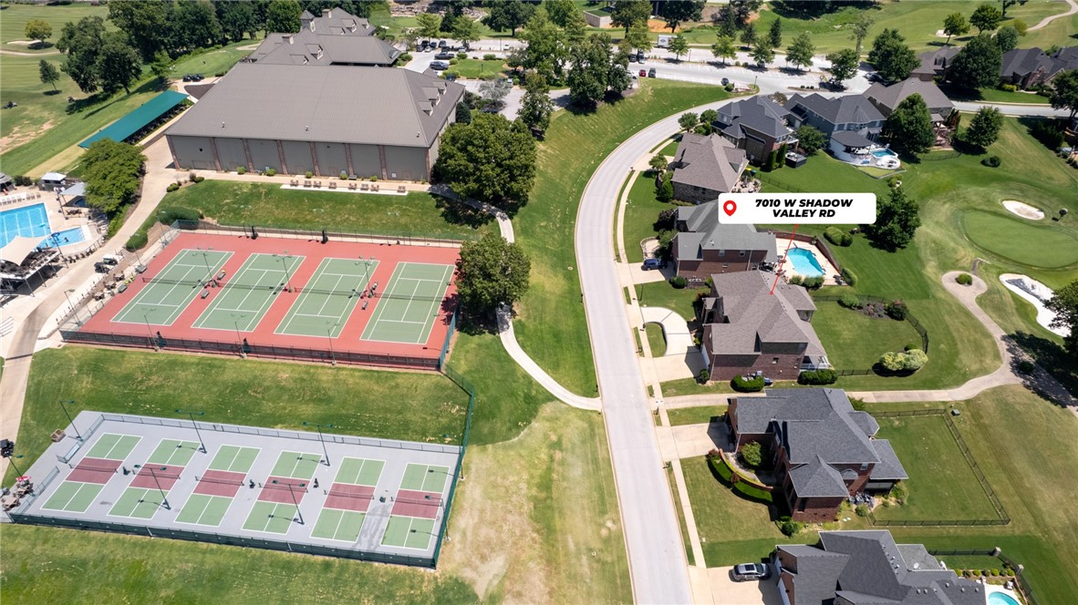 Rogers, Arkansas, 72758, United States, 5 Bedrooms Bedrooms, ,5 BathroomsBathrooms,Residential,For Sale,1902626