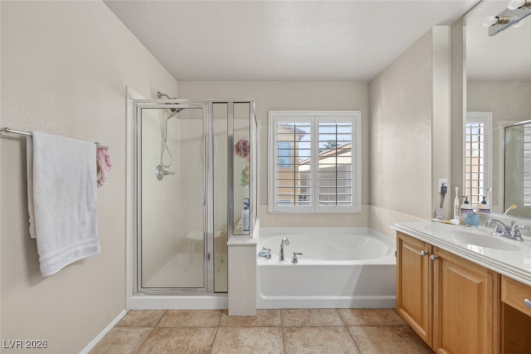 Las Vegas, Nevada, 89147, United States, 4 Bedrooms Bedrooms, ,4 BathroomsBathrooms,Residential,For Sale,2010417