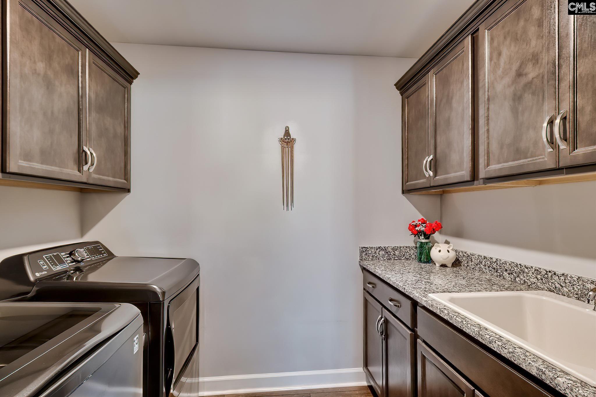 Chapin, South Carolina, 29036, United States, 5 Bedrooms Bedrooms, ,4 BathroomsBathrooms,Residential,For Sale,1967061