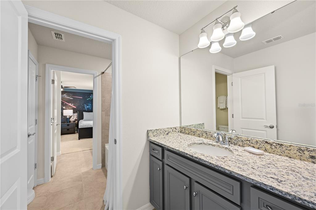 Davenport, Florida, 33897, United States, 9 Bedrooms Bedrooms, ,8 BathroomsBathrooms,Residential,For Sale,1964682