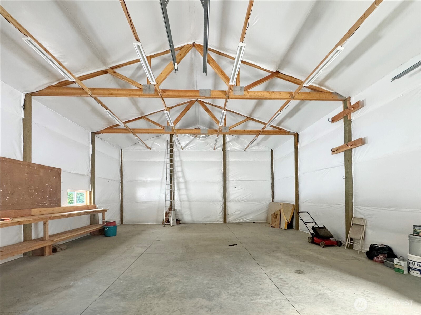 Cle Elum, Washington, 98922, United States, 3 Bedrooms Bedrooms, ,2 BathroomsBathrooms,Residential,For Sale,2001560