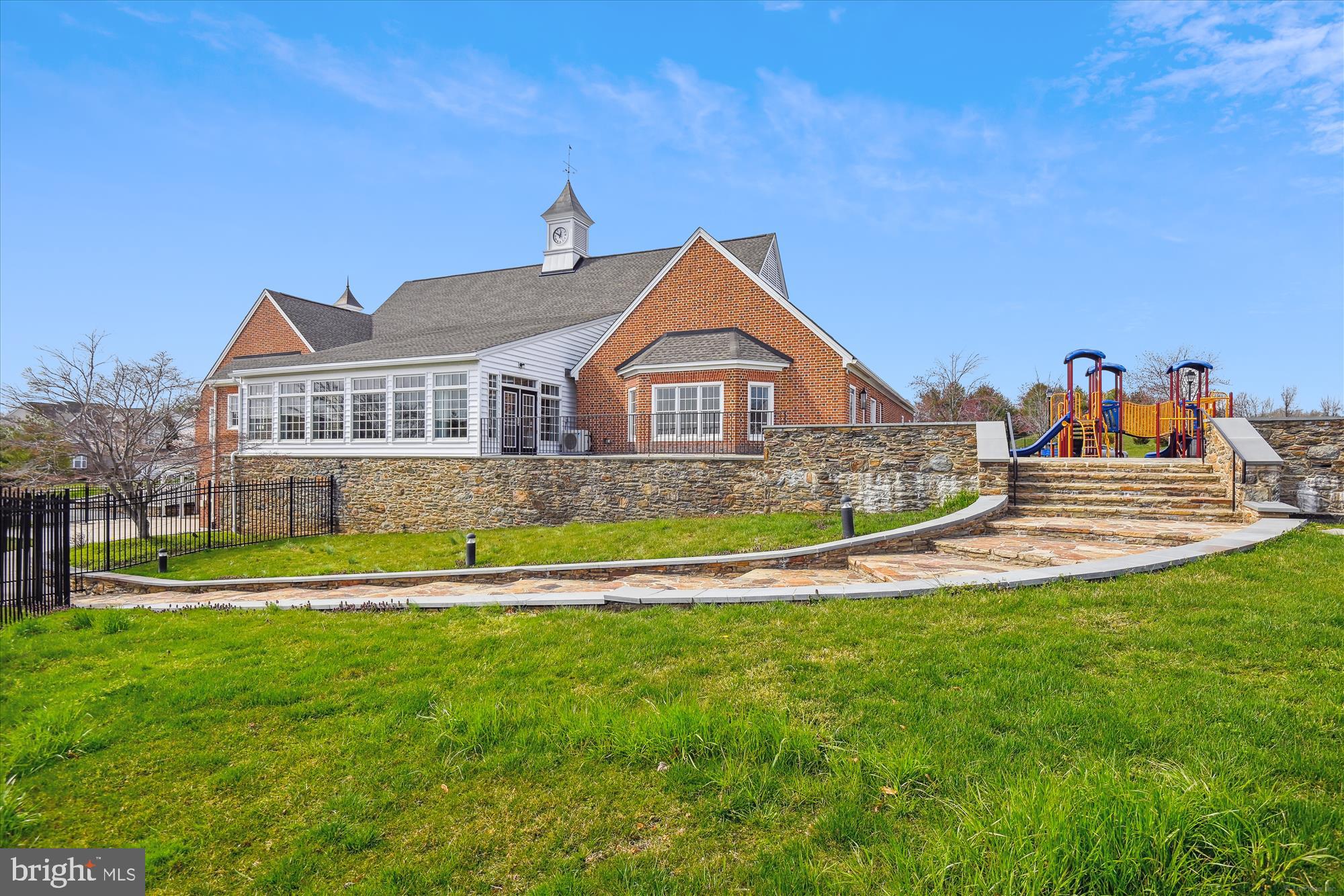 Aberdeen, Maryland, 21001, United States, 6 Bedrooms Bedrooms, ,5 BathroomsBathrooms,Residential,For Sale,1996659