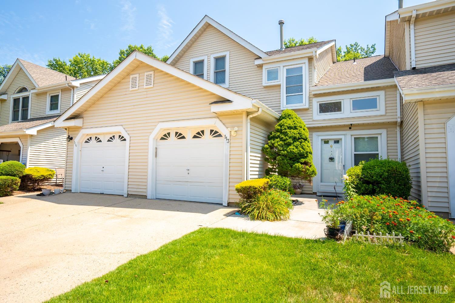 East Brunswick, New Jersey, 08816, United States, 3 Bedrooms Bedrooms, ,3 BathroomsBathrooms,Residential,For Sale,1938426