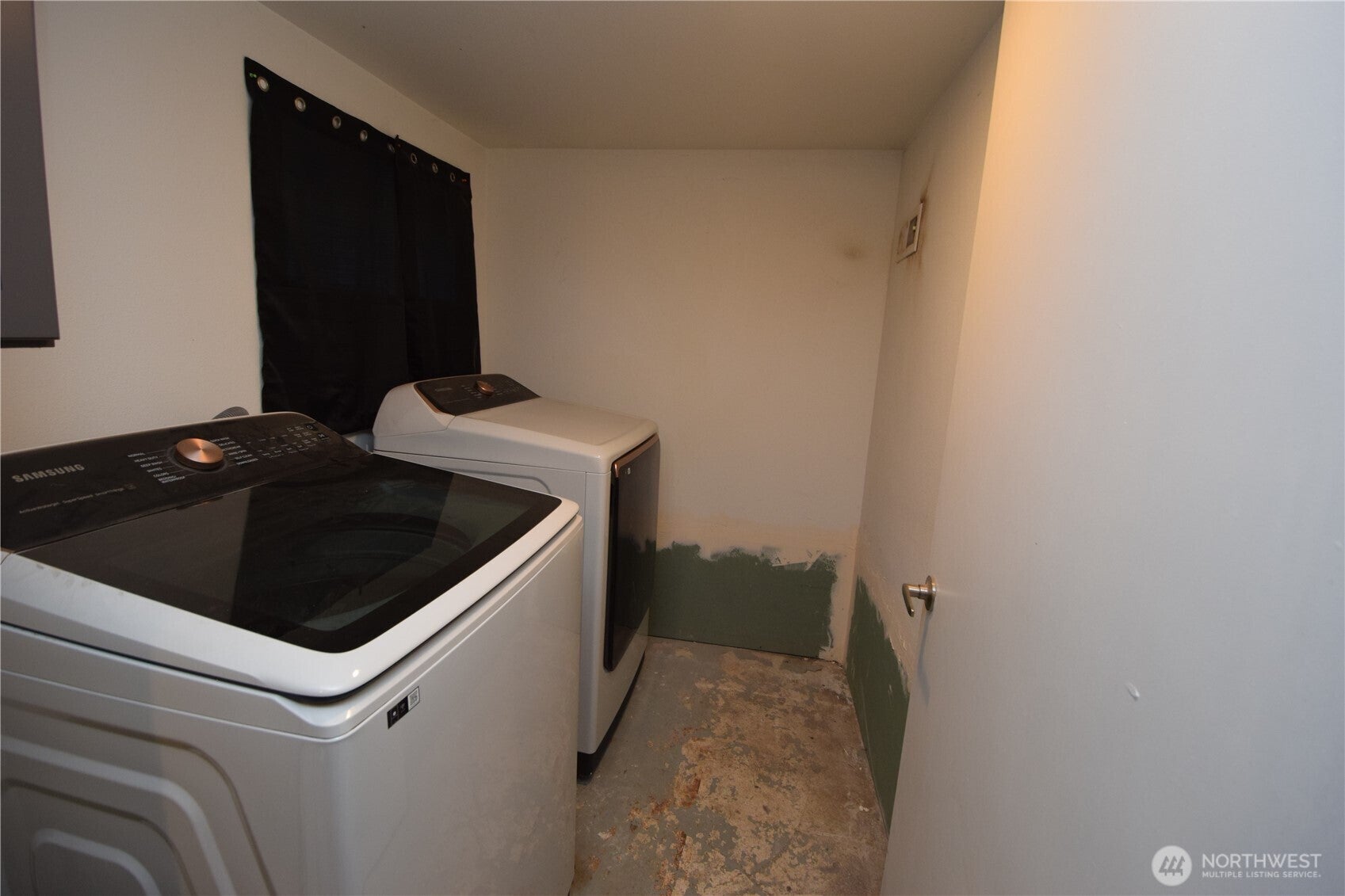 Tacoma, Washington, 98445, United States, 4 Bedrooms Bedrooms, ,1 BathroomBathrooms,Residential,For Sale,1898437