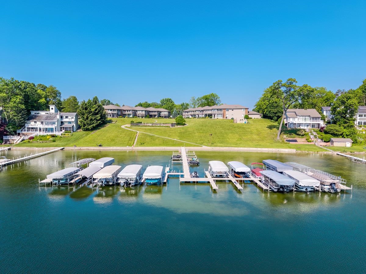 Fremont, Indiana, 46737, United States, 2 Bedrooms Bedrooms, ,2 BathroomsBathrooms,Residential,For Sale,1694932