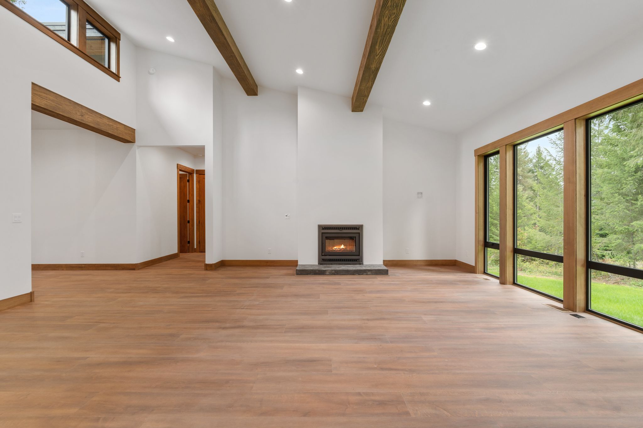 Sandpoint, Idaho, 83864, United States, 3 Bedrooms Bedrooms, ,3 BathroomsBathrooms,Residential,For Sale,1981039