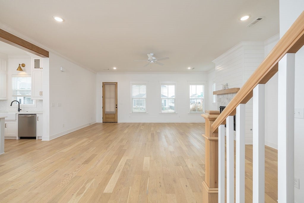 Springdale, Arkansas, 72762, United States, 3 Bedrooms Bedrooms, ,3 BathroomsBathrooms,Residential,For Sale,2001848