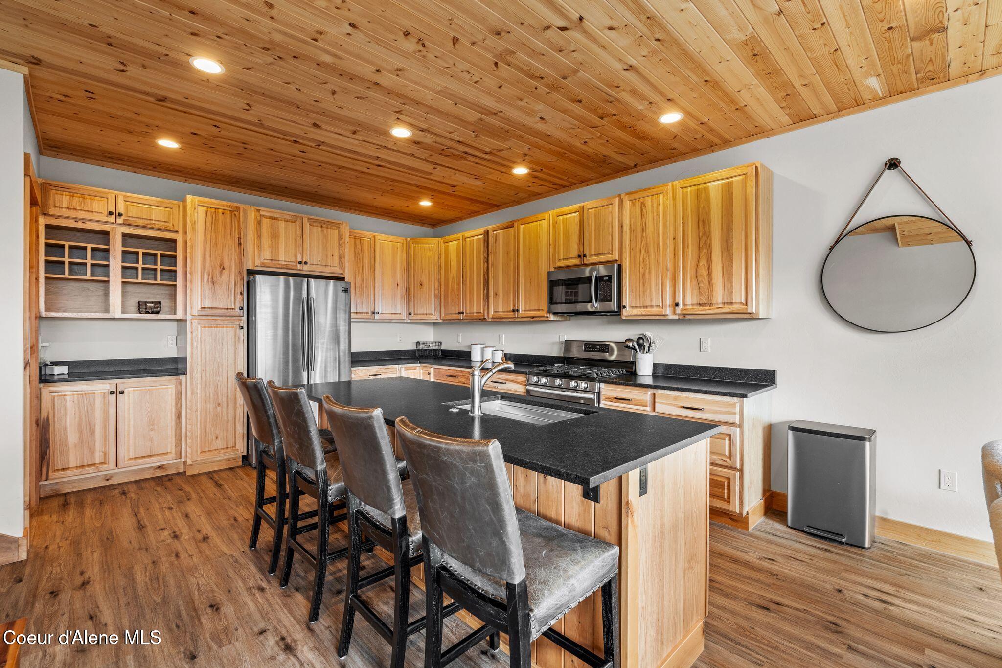 Sandpoint, Idaho, 83864, United States, 3 Bedrooms Bedrooms, ,3 BathroomsBathrooms,Residential,For Sale,1894320