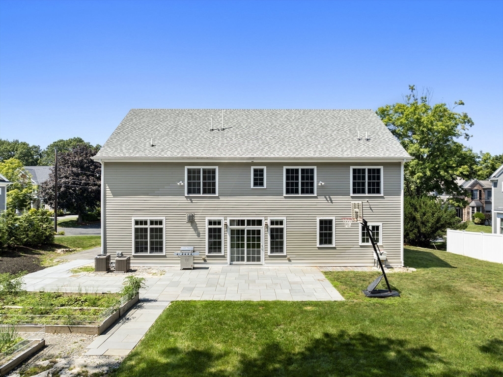Wellesley, Massachusetts, 02482, United States, 6 Bedrooms Bedrooms, ,7 BathroomsBathrooms,Residential,For Sale,1918672