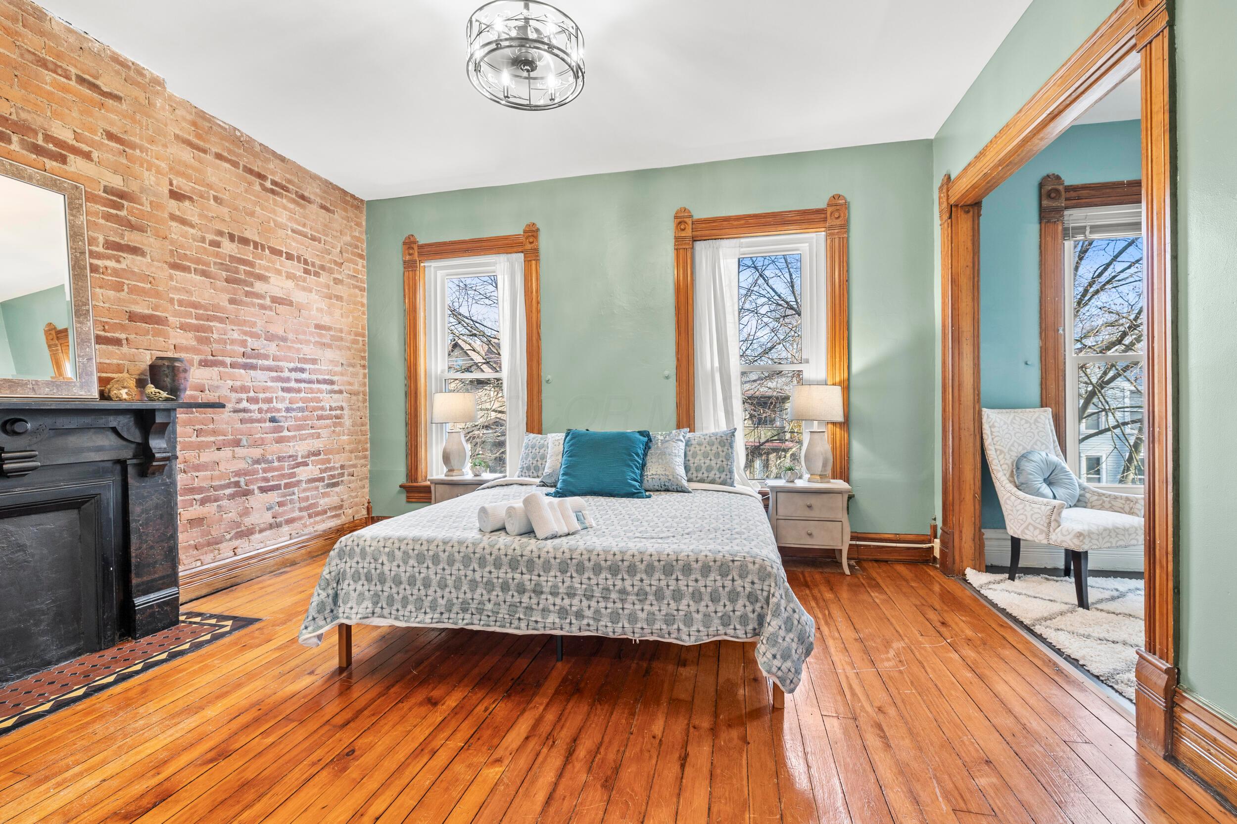 Columbus, Ohio, 43205, United States, 4 Bedrooms Bedrooms, ,4 BathroomsBathrooms,Residential,For Sale,2000888