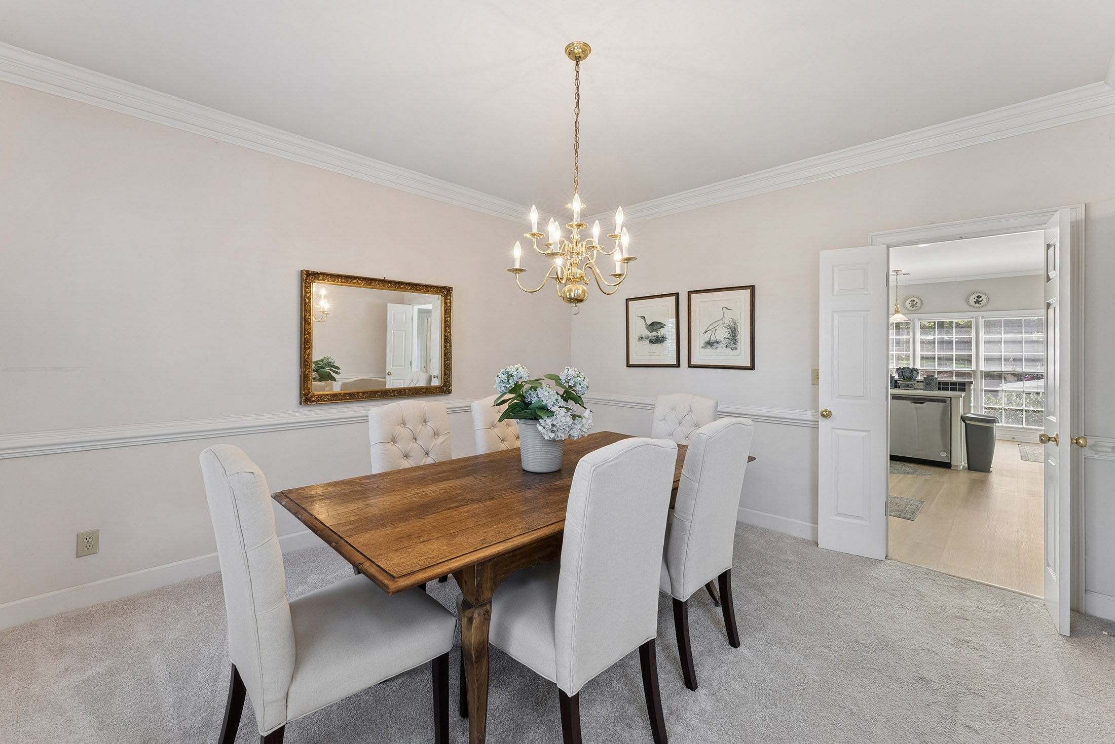  Unbeatable Appeal and Location in Crabapple Chase - 物件實景