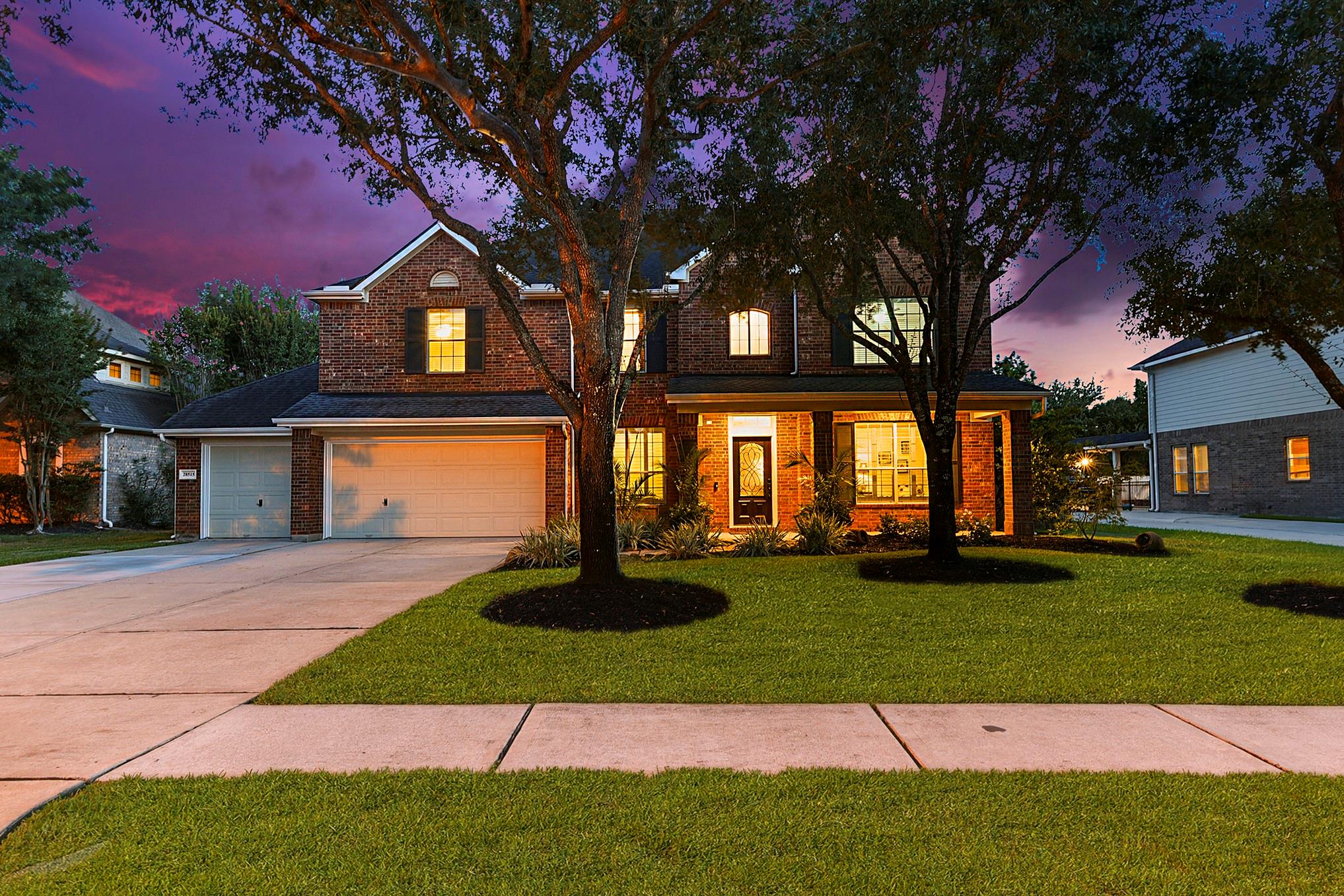 Katy, Texas, 77494, United States, 5 Bedrooms Bedrooms, ,5 BathroomsBathrooms,Residential,For Sale,1935993