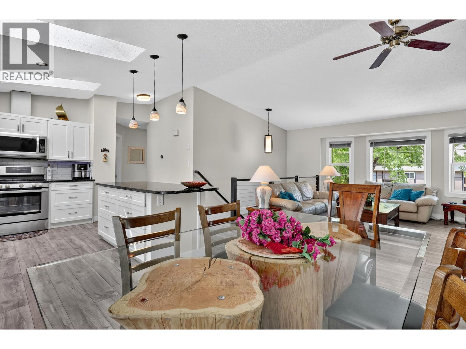PENTICTON, British Columbia, V2A 7E7, CA, 4 Bedrooms Bedrooms, ,3 BathroomsBathrooms,Residential,For Sale,1947241