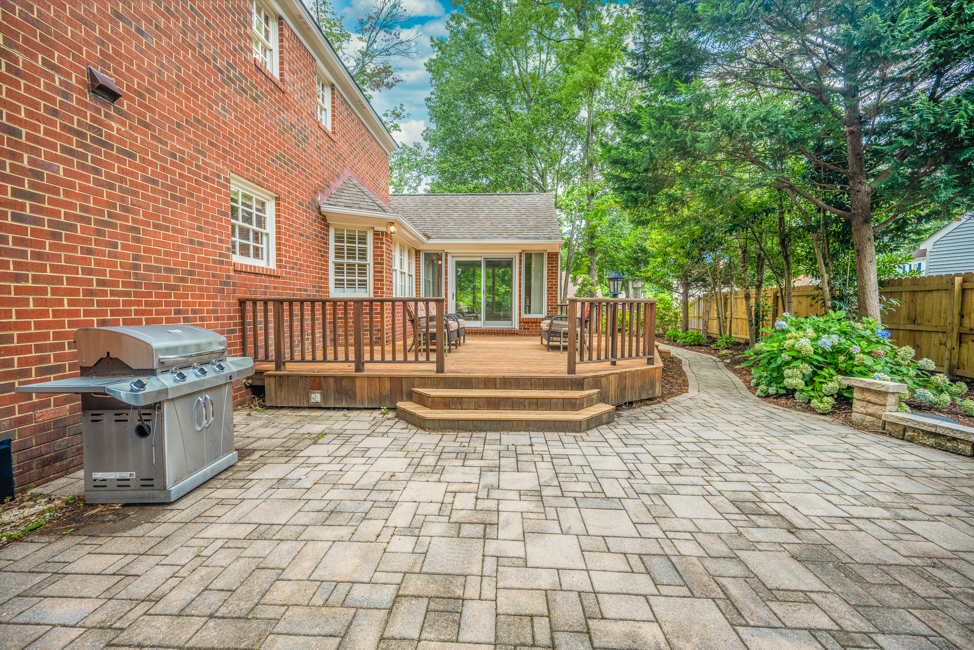  413 Wickwood Drive, Chesapeake, VA 23322 - 物件實景