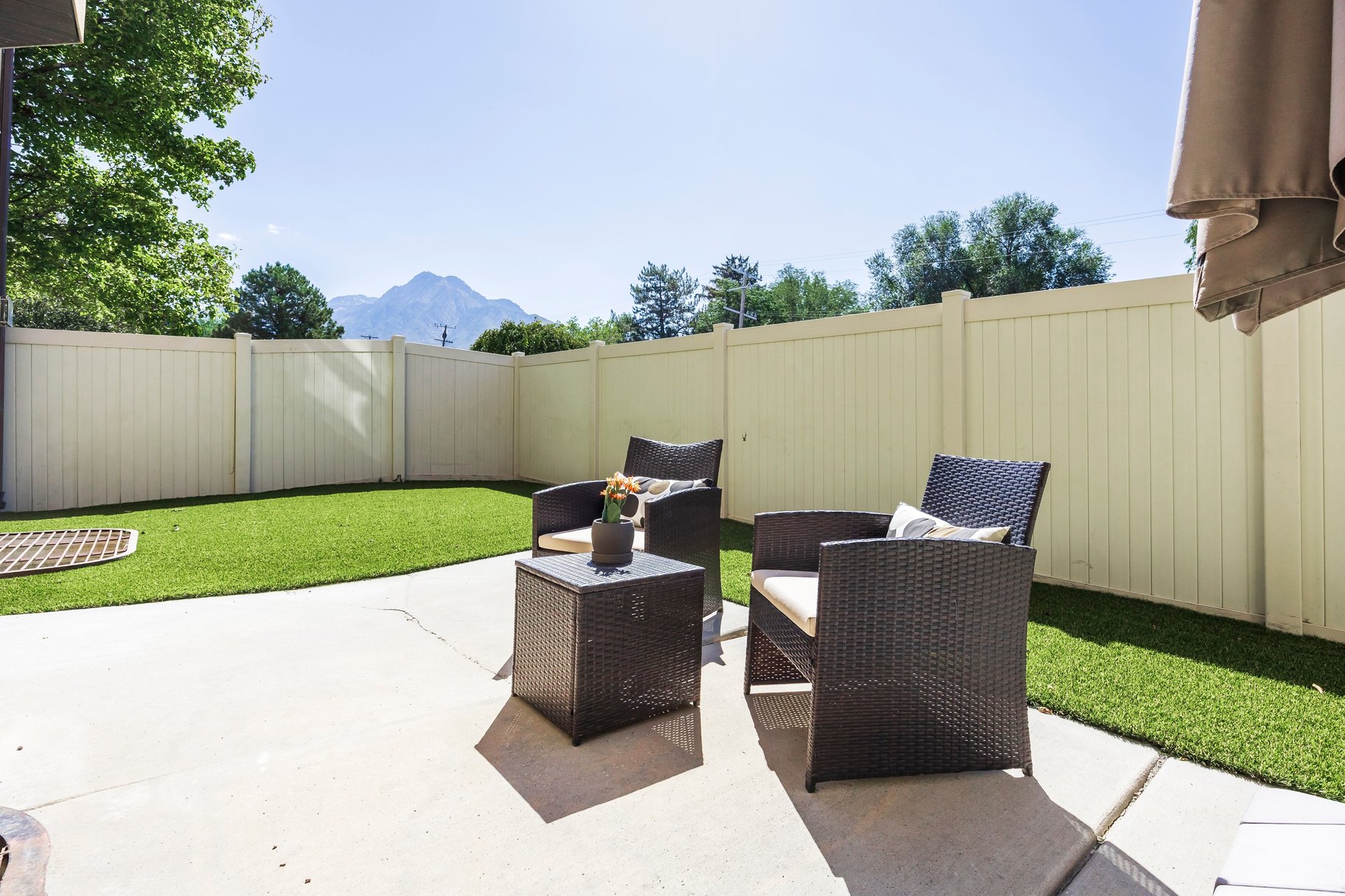  Prime Holladay Townhome in an Unbeatable Location - 物件實景