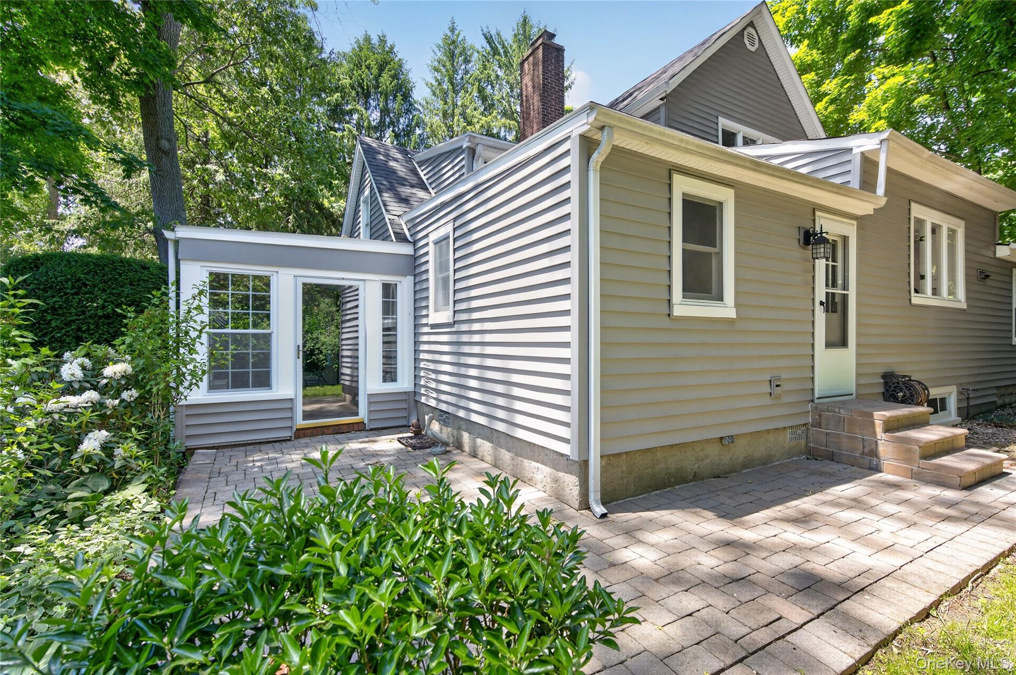  136 Lodge Avenue, Huntington Station, NY, 11746 - 物件實景