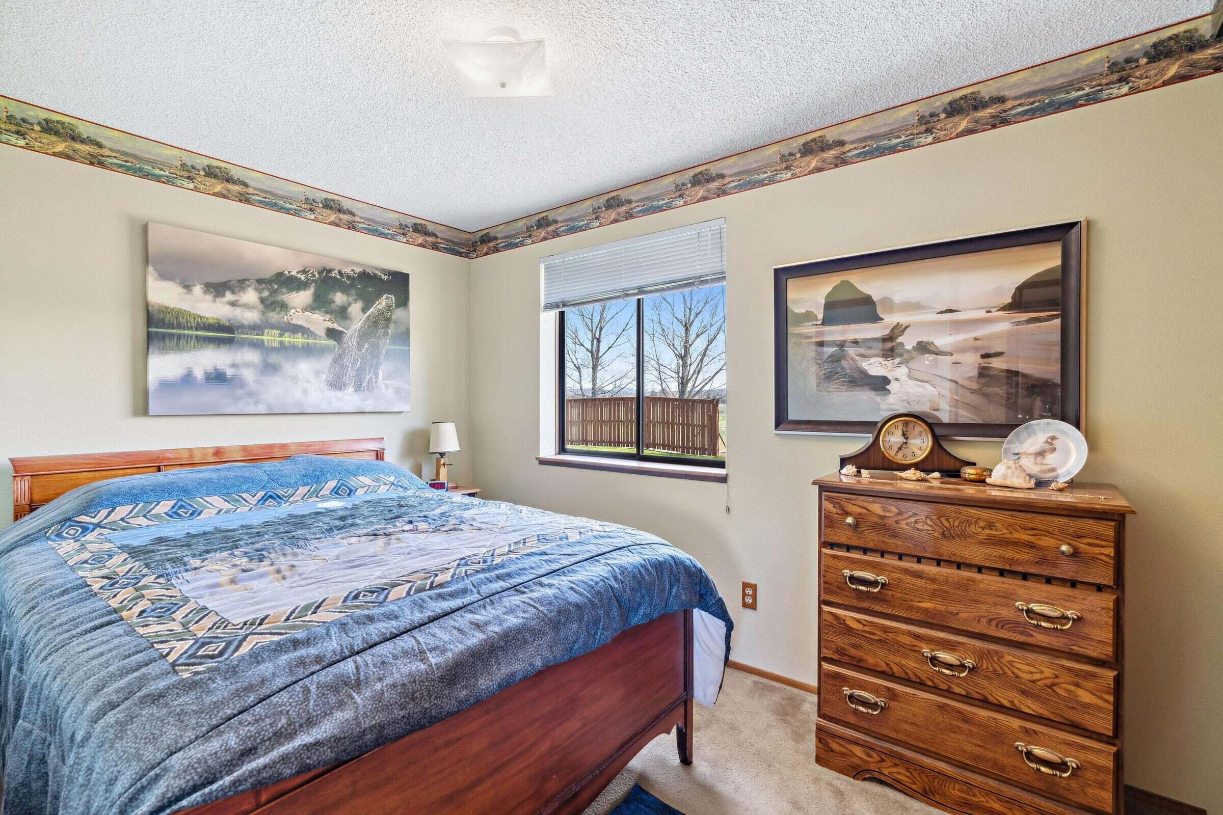 Powell Butte, Oregon, 97753, United States, 3 Bedrooms Bedrooms, ,1 BathroomBathrooms,Residential,For Sale,1770656
