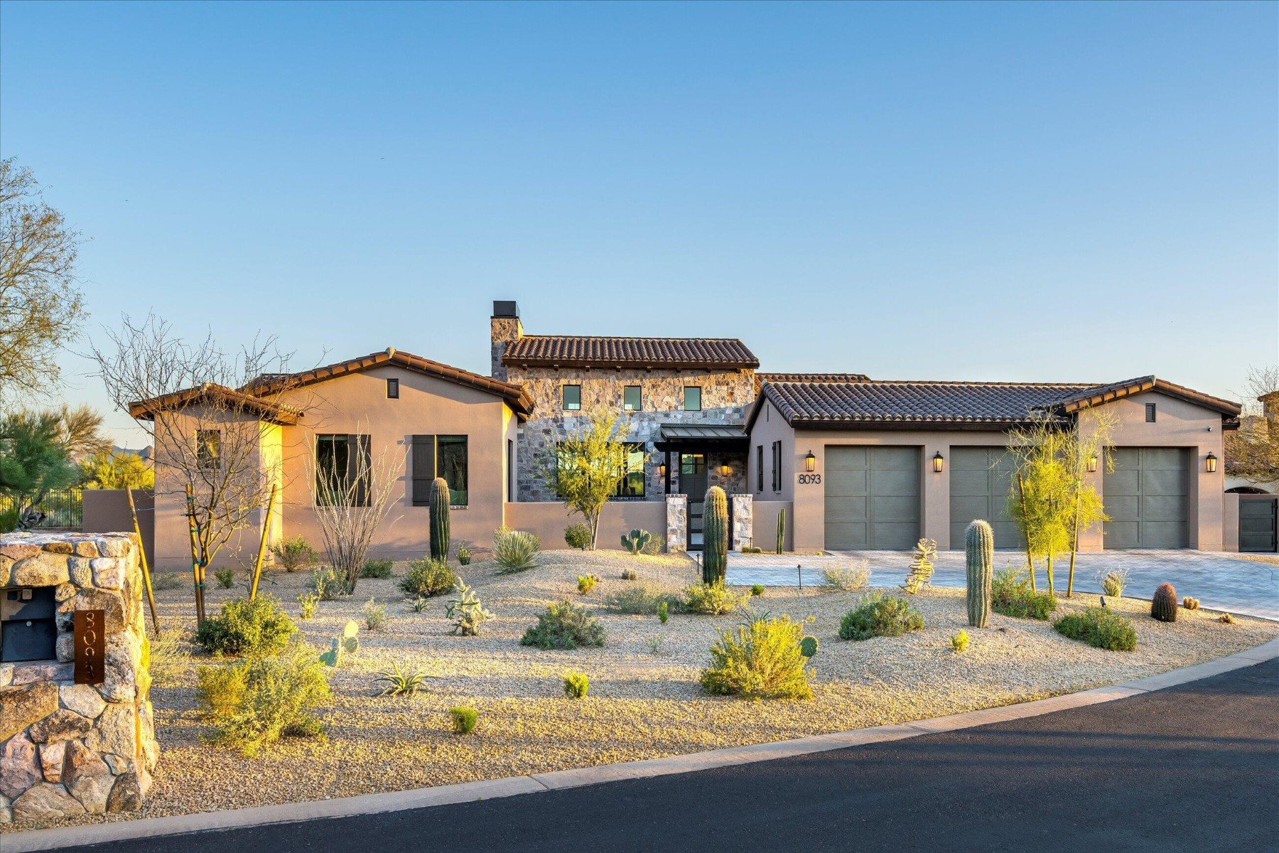  8093 E Tortuga View Lane  Scottsdale, AZ - 物件實景