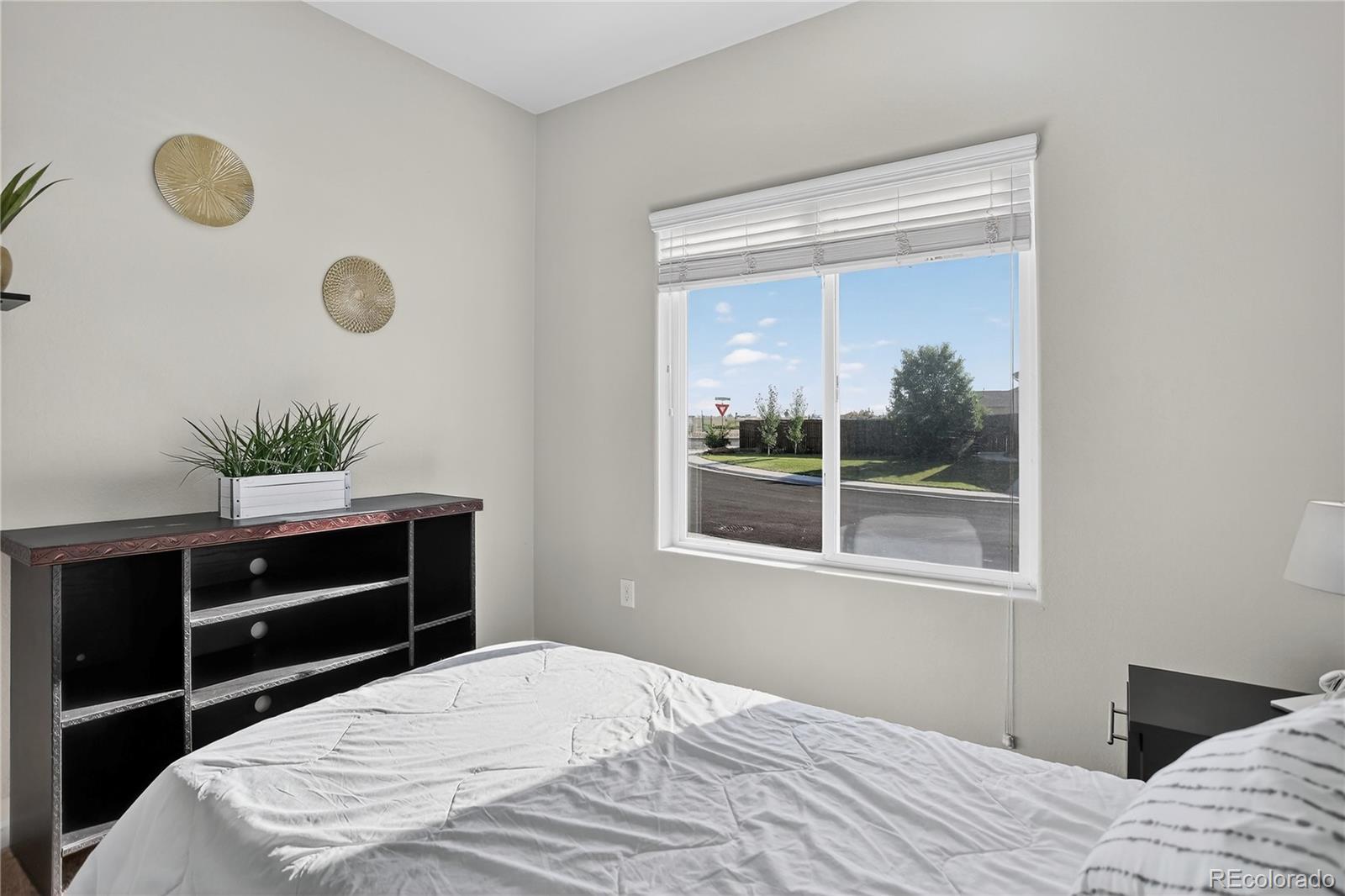 Dacono, Colorado, 80514, United States, 3 Bedrooms Bedrooms, ,2 BathroomsBathrooms,Residential,For Sale,1939654