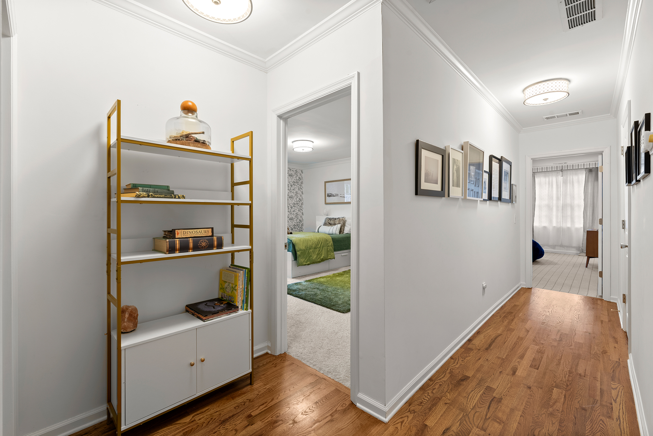  Move-in Ready Stunner in Highly Coveted Swim/Tennis Spalding Lake - 物件實景