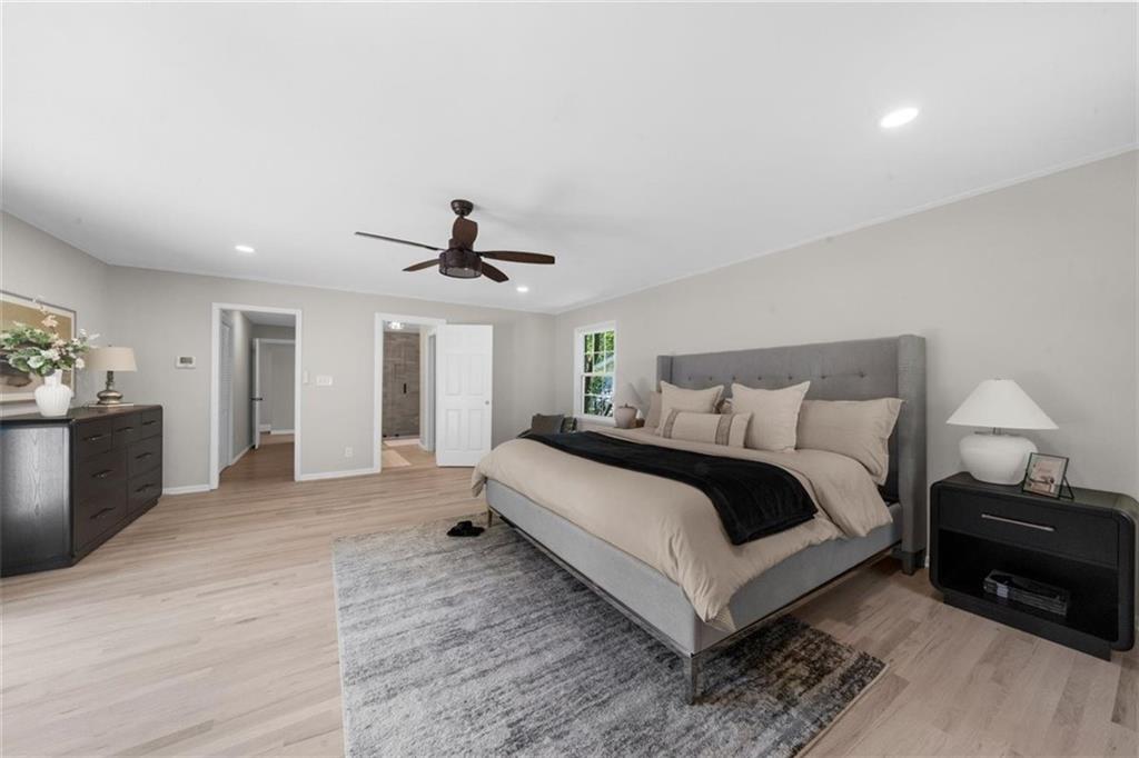 Atlanta, Georgia, 30328, United States, 4 Bedrooms Bedrooms, ,4 BathroomsBathrooms,Residential,For Sale,1917074