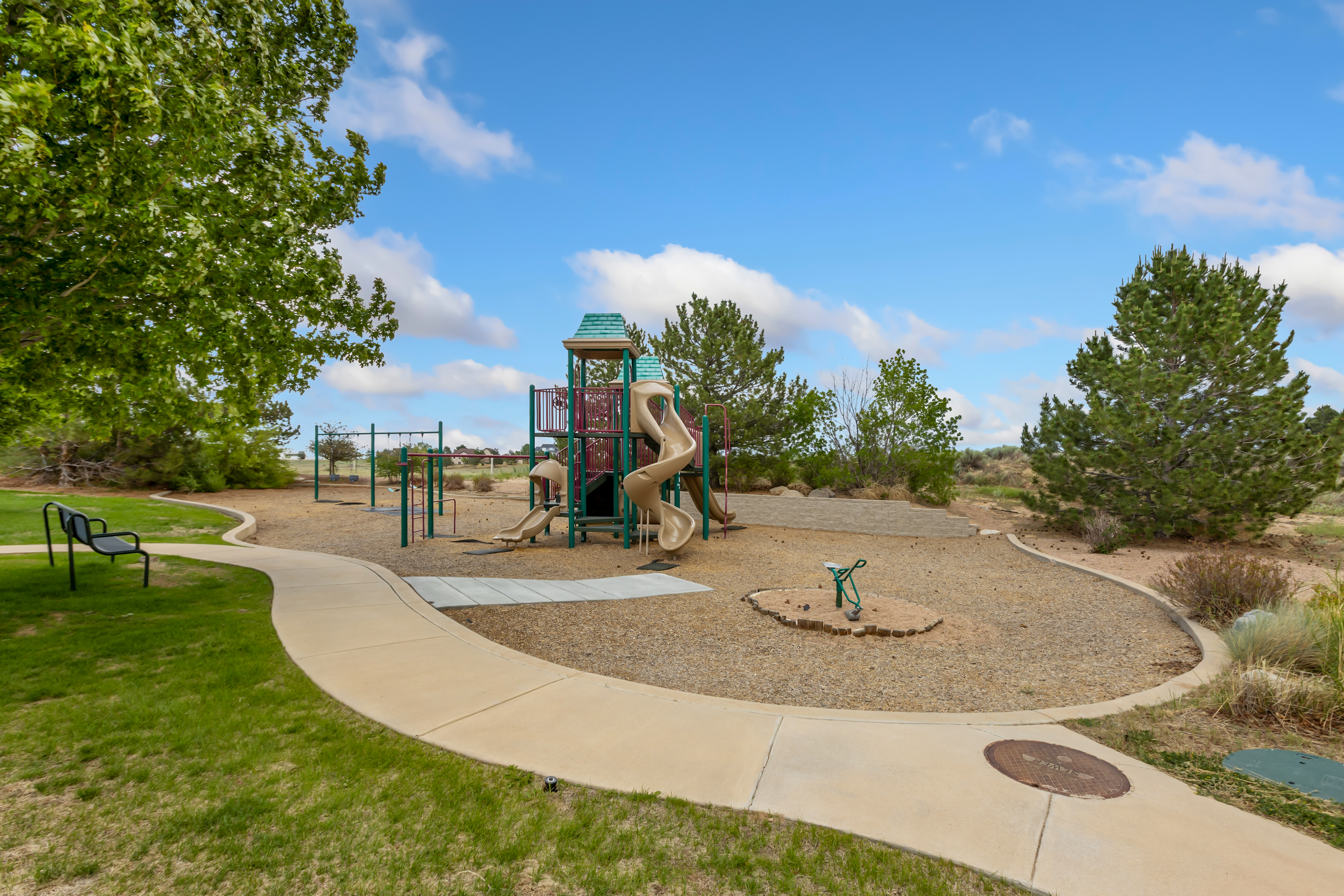  Custom-Built Home in the Highly Sought-After Pelican Lake Ranch Community - 物件實景